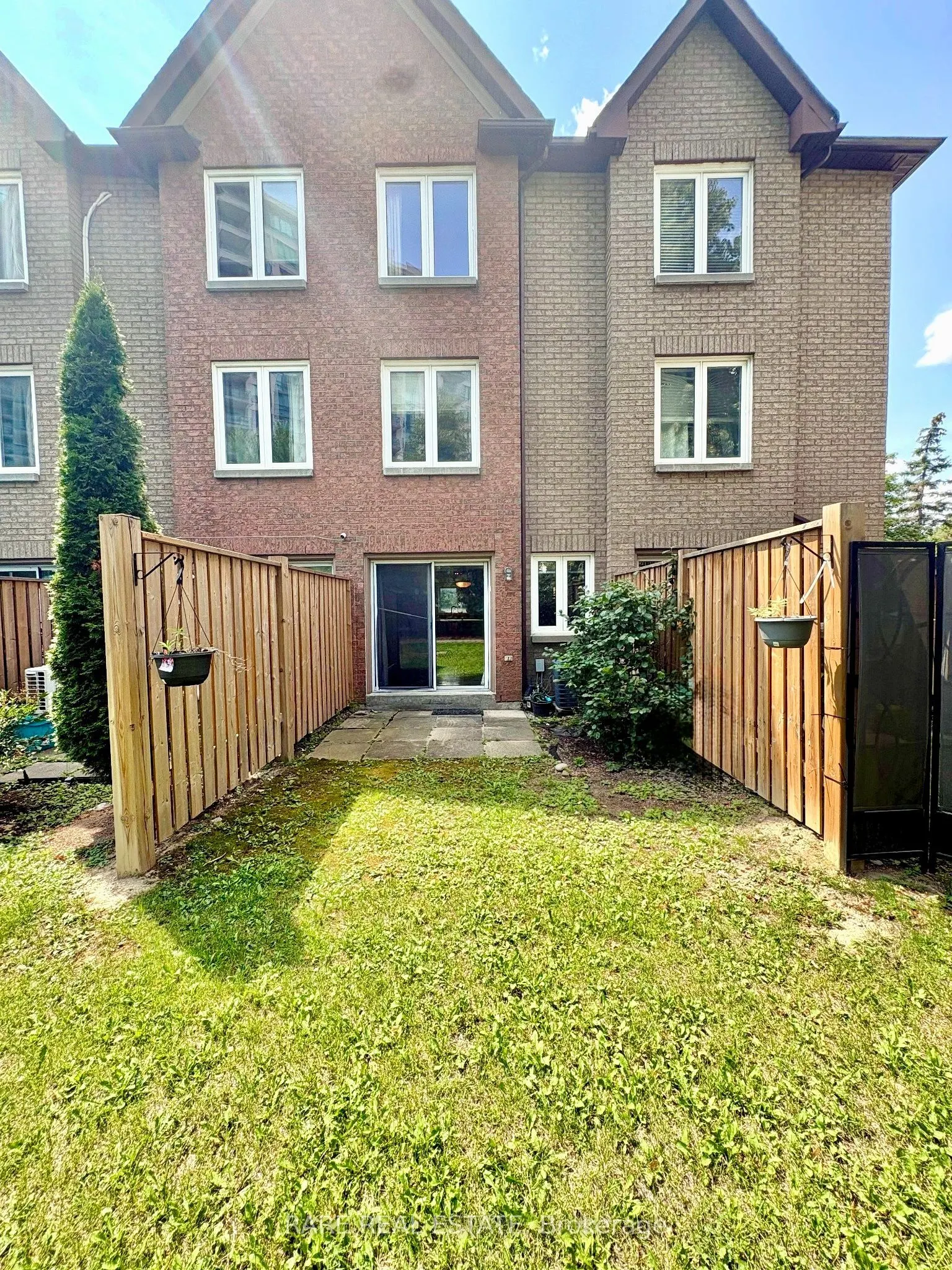 735 New Westminster Drive #77