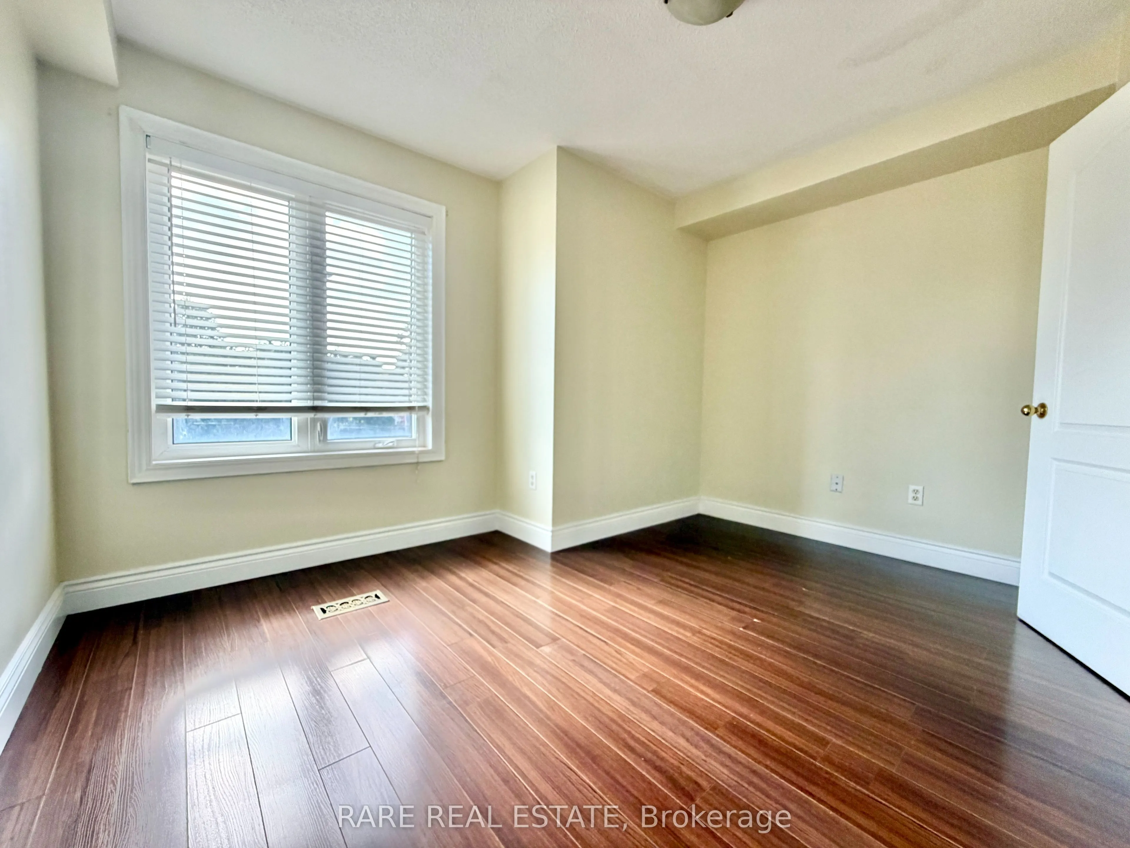 735 New Westminster Drive #77