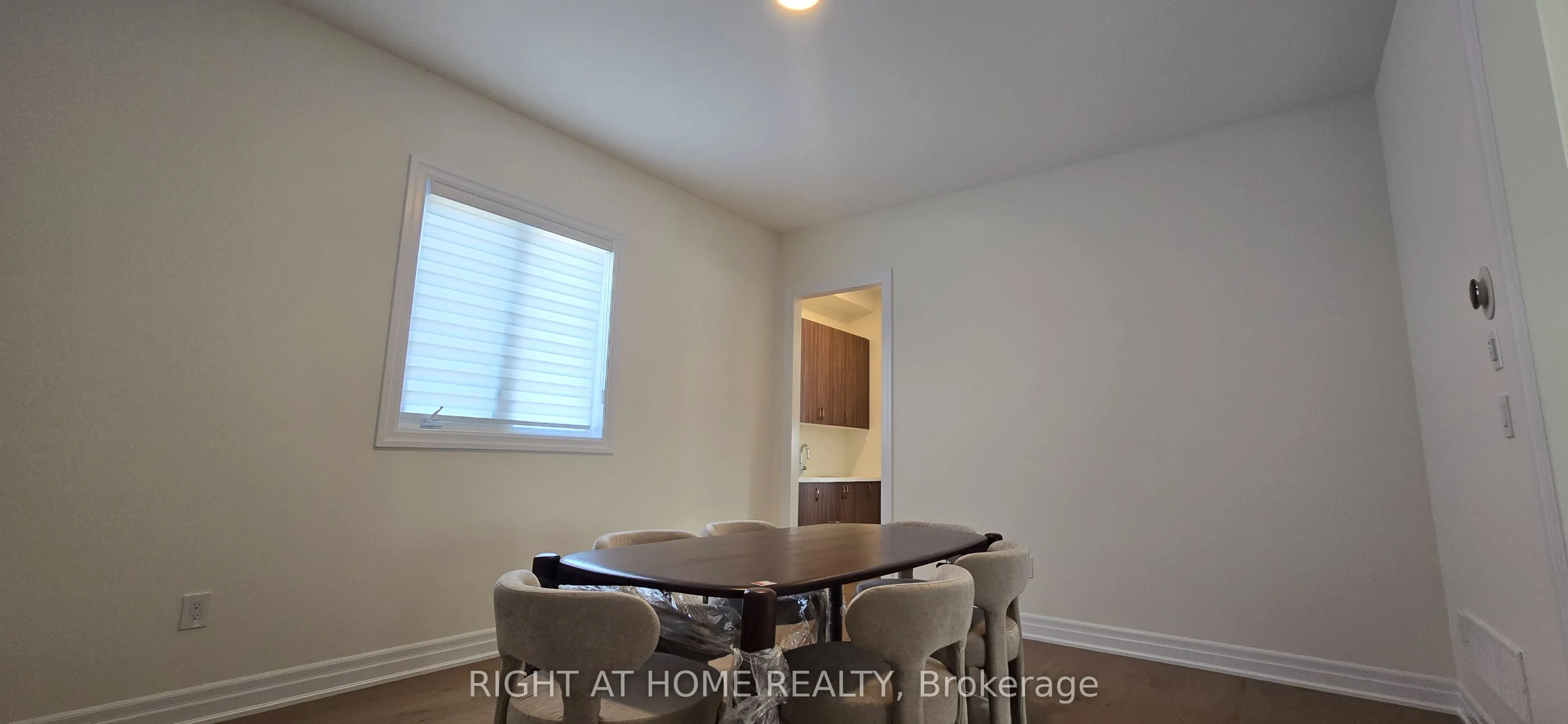 4 Max Bulmer Court