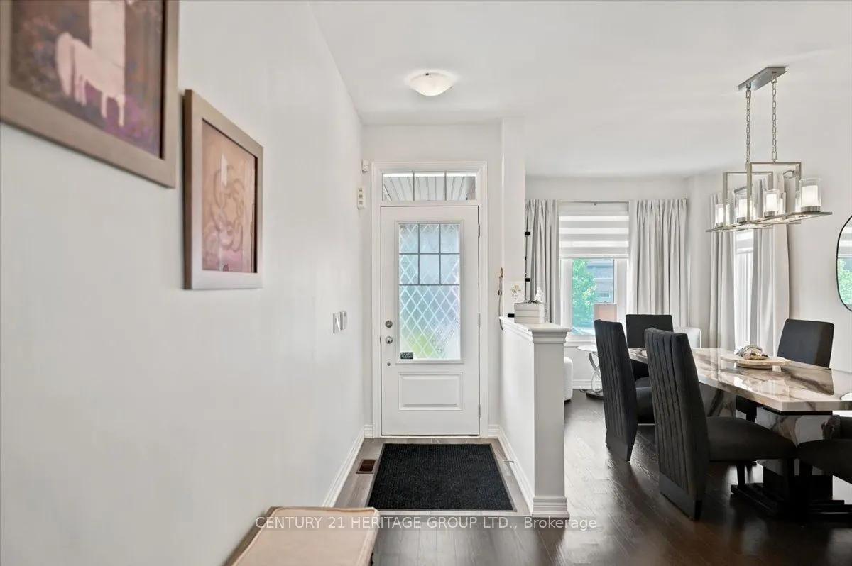 100 Mondial Crescent E