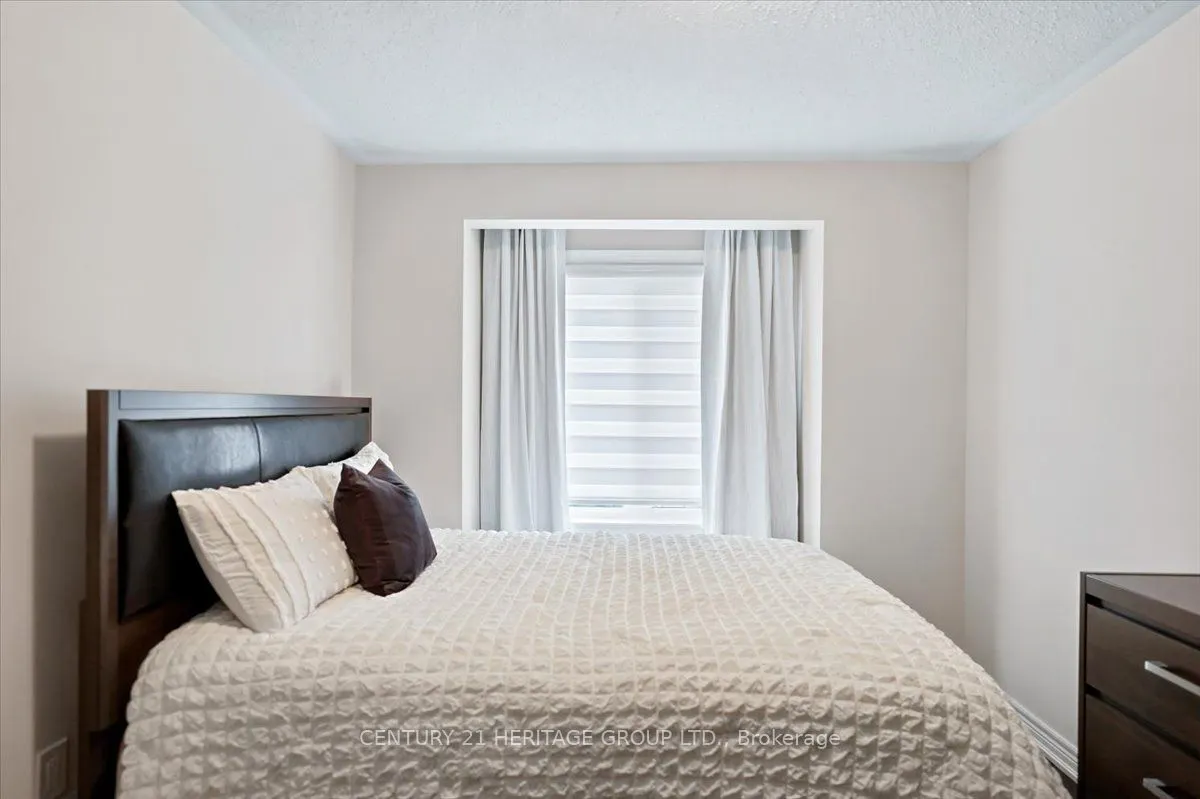 100 Mondial Crescent E