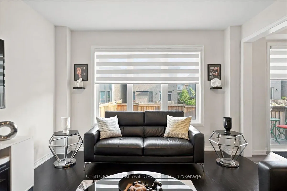 100 Mondial Crescent E