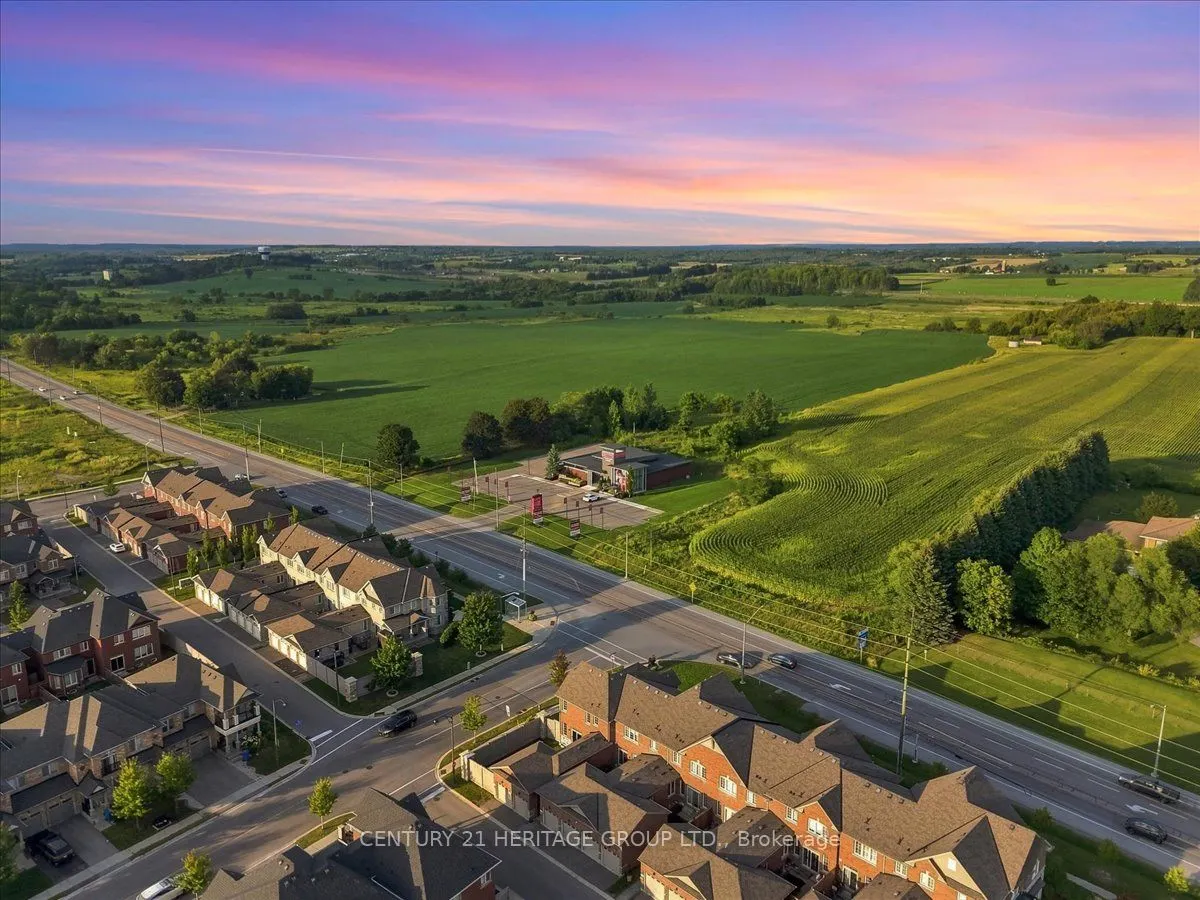 100 Mondial Crescent E