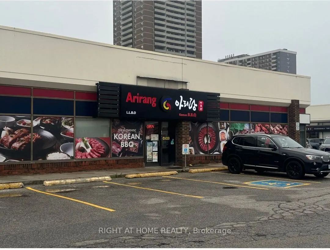 180 Steeles Avenue W #24