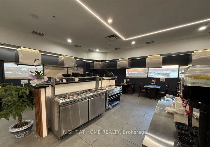 180 Steeles Avenue W #24