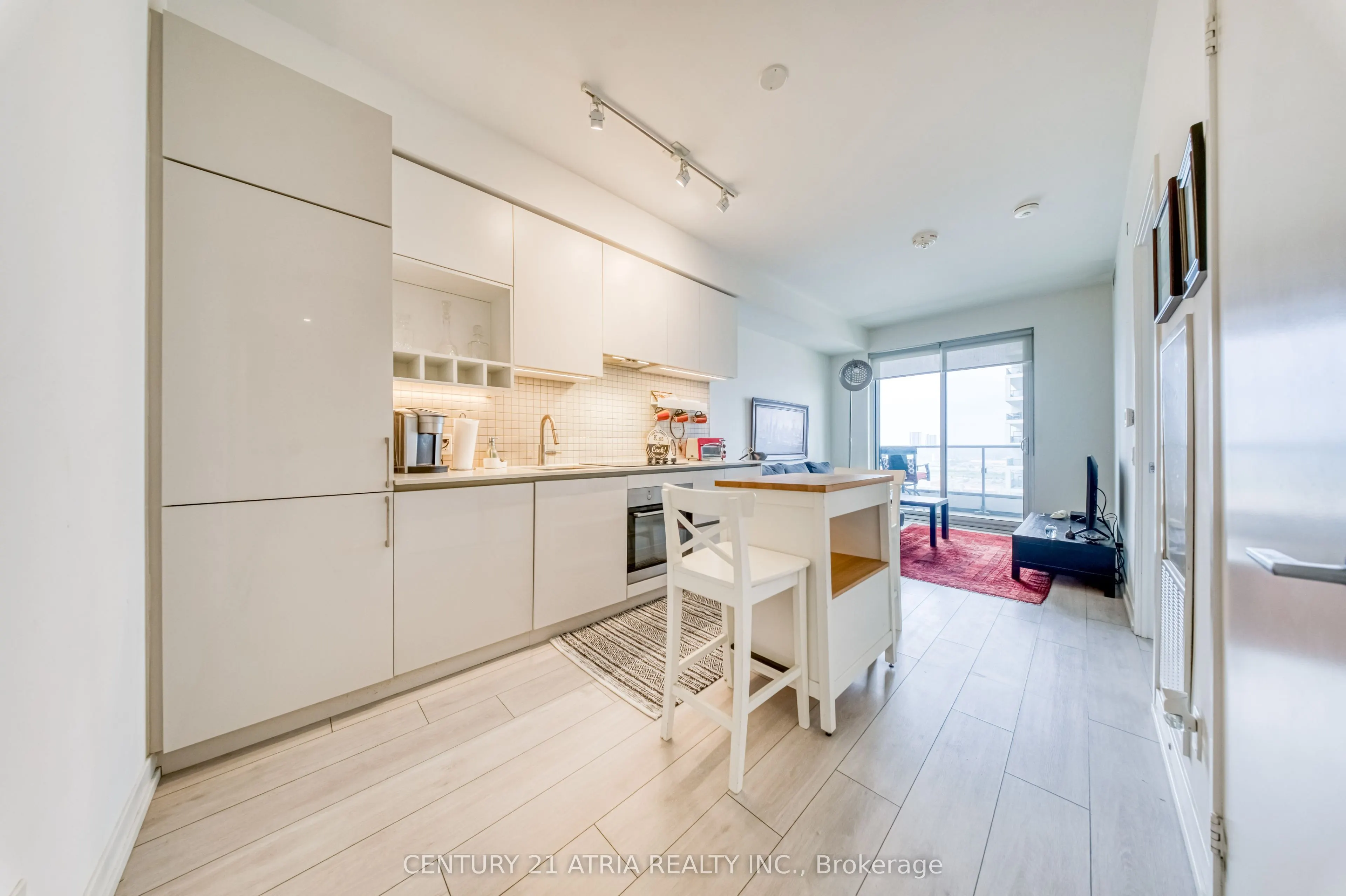 950 Portage Parkway #1811