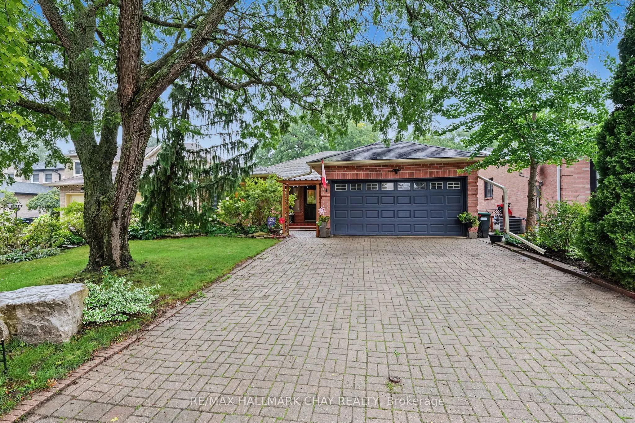66 Hutchinson Drive