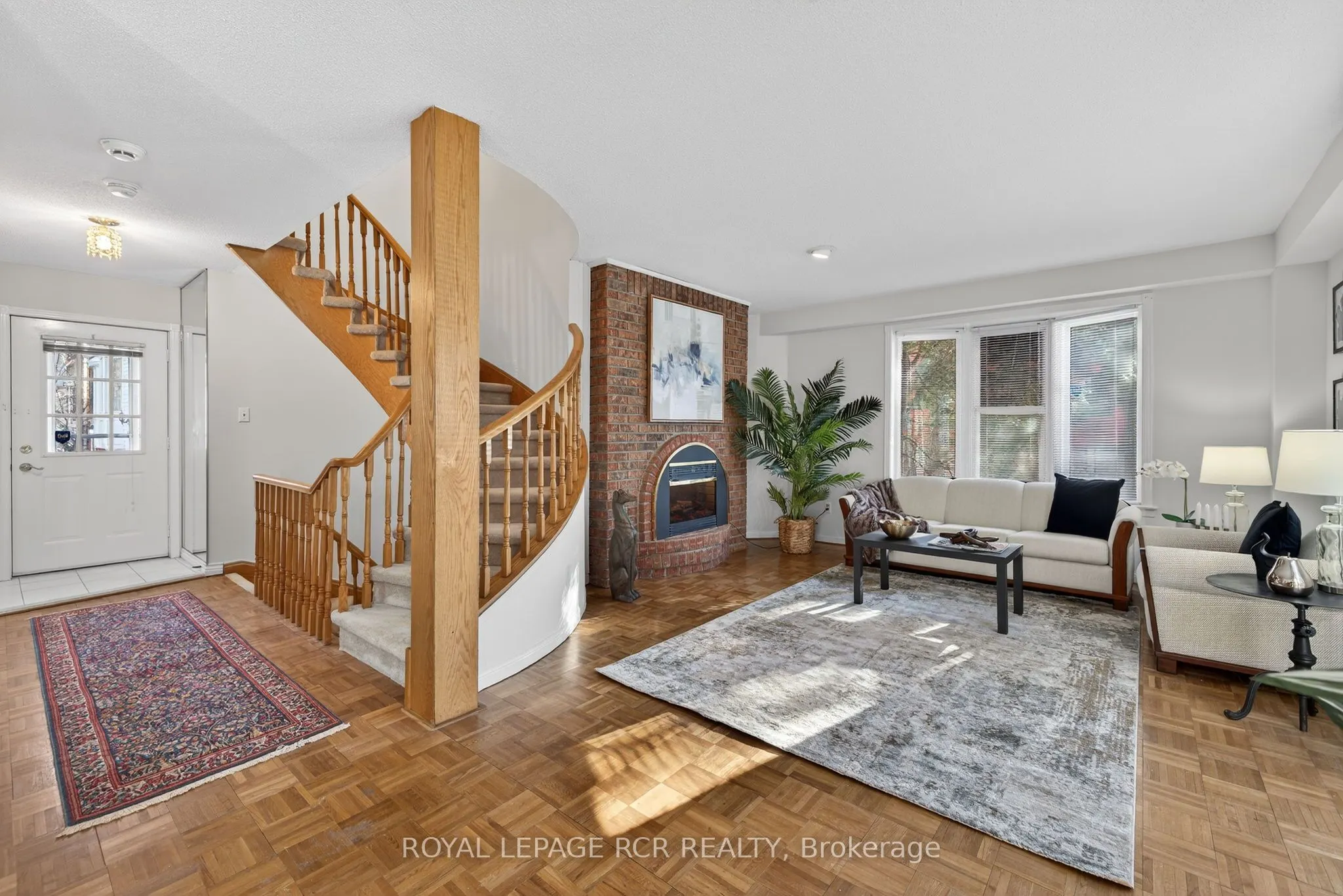 68 Confederation Way #44
