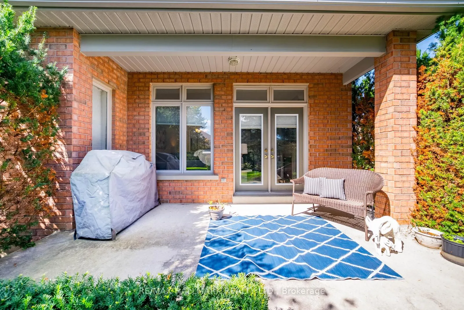 10 Vardon Gate