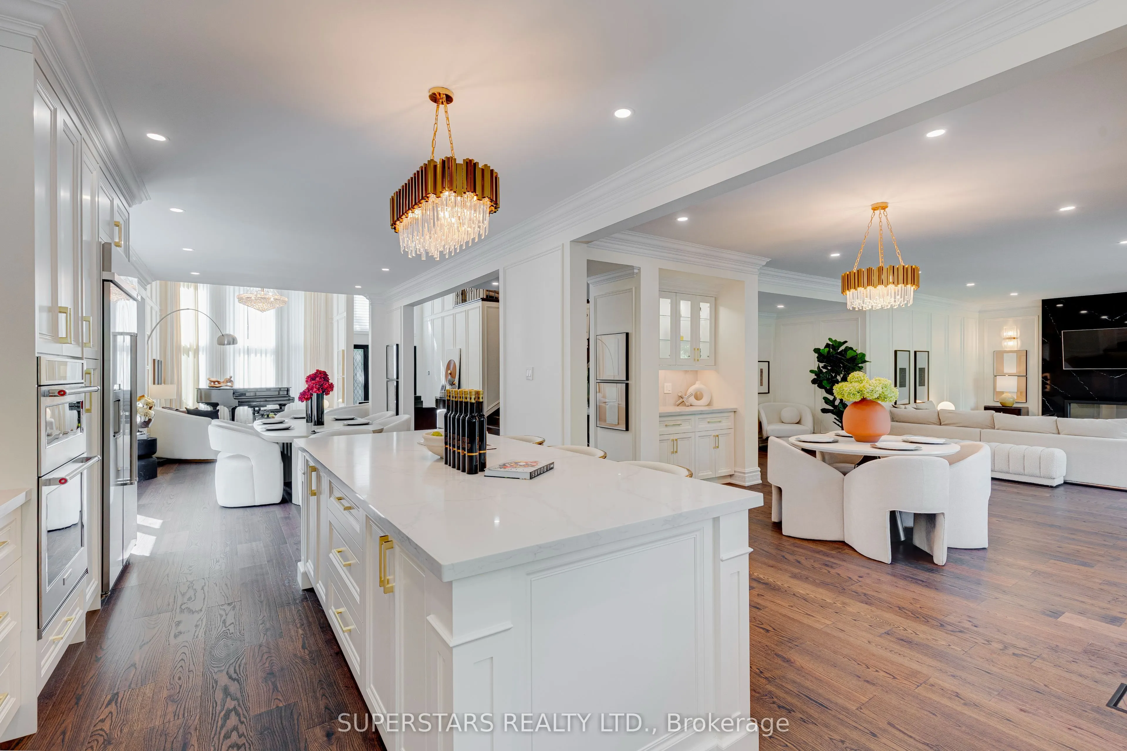 1075 Secretariate Road
