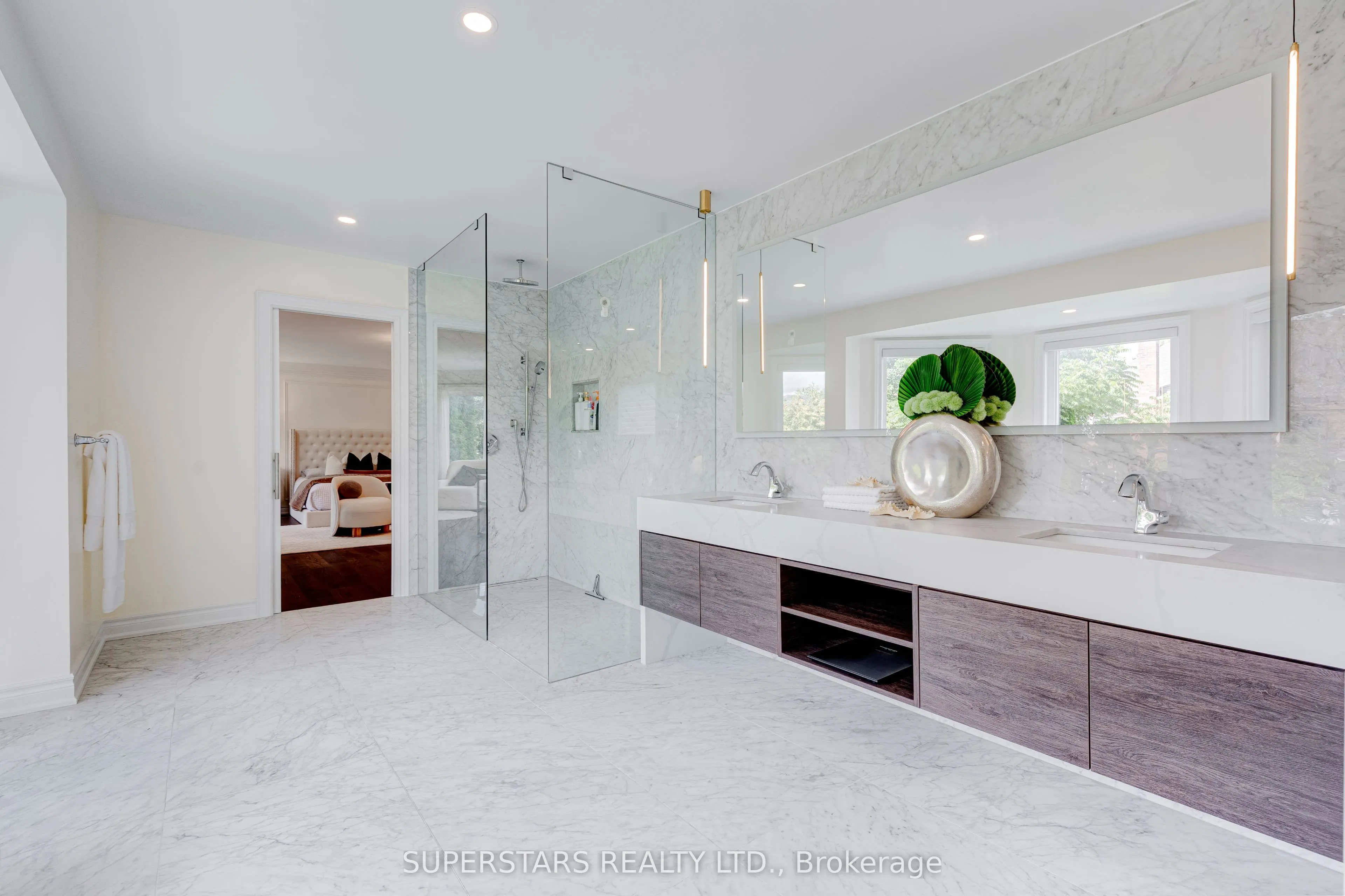 1075 Secretariate Road