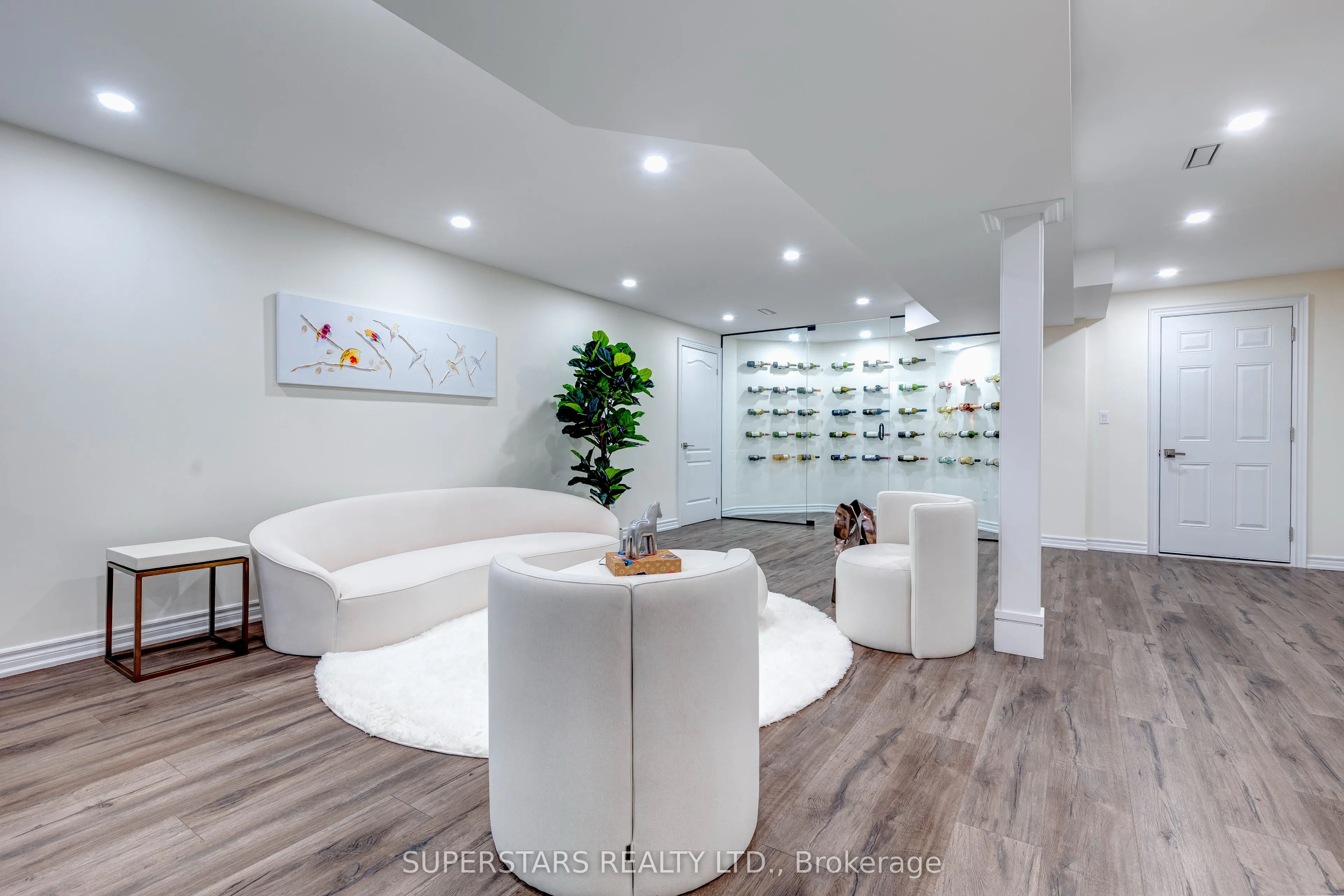 1075 Secretariate Road