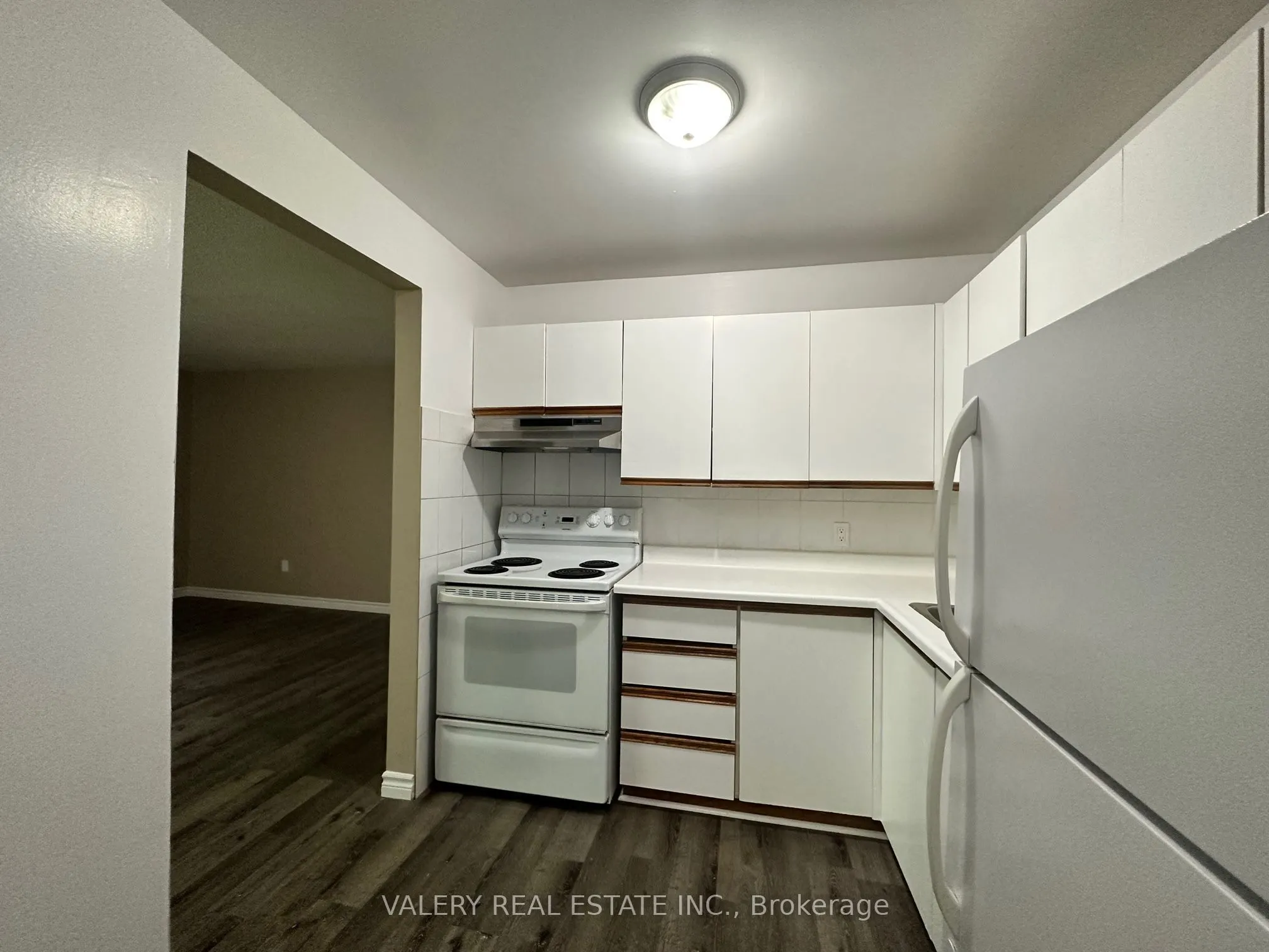 1 Lowndes Avenue #7