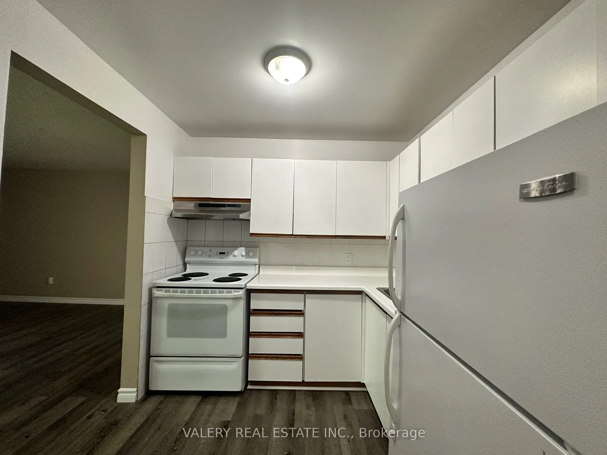 1 Lowndes Avenue #7