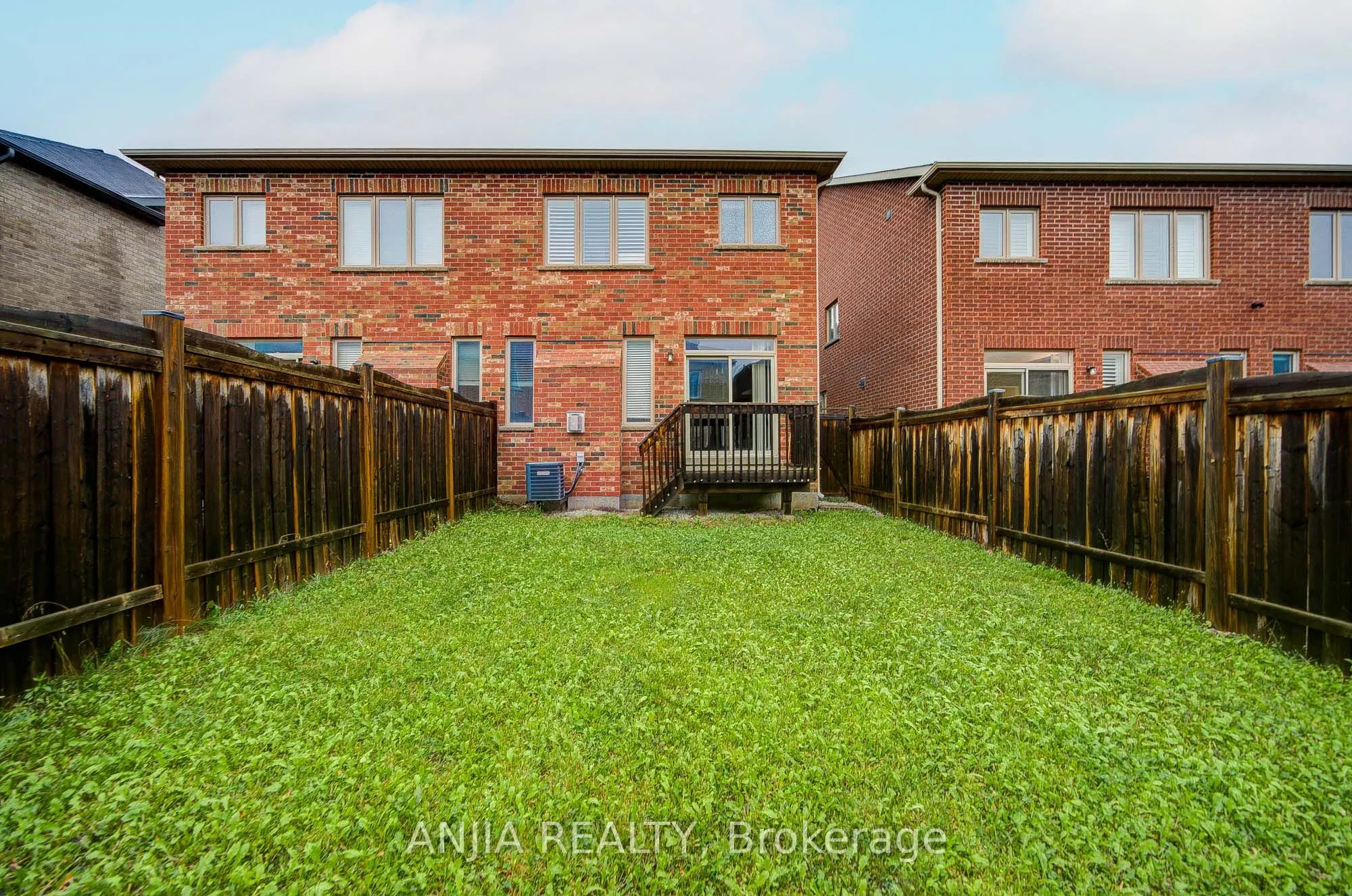115 Wilfred Murison Avenue