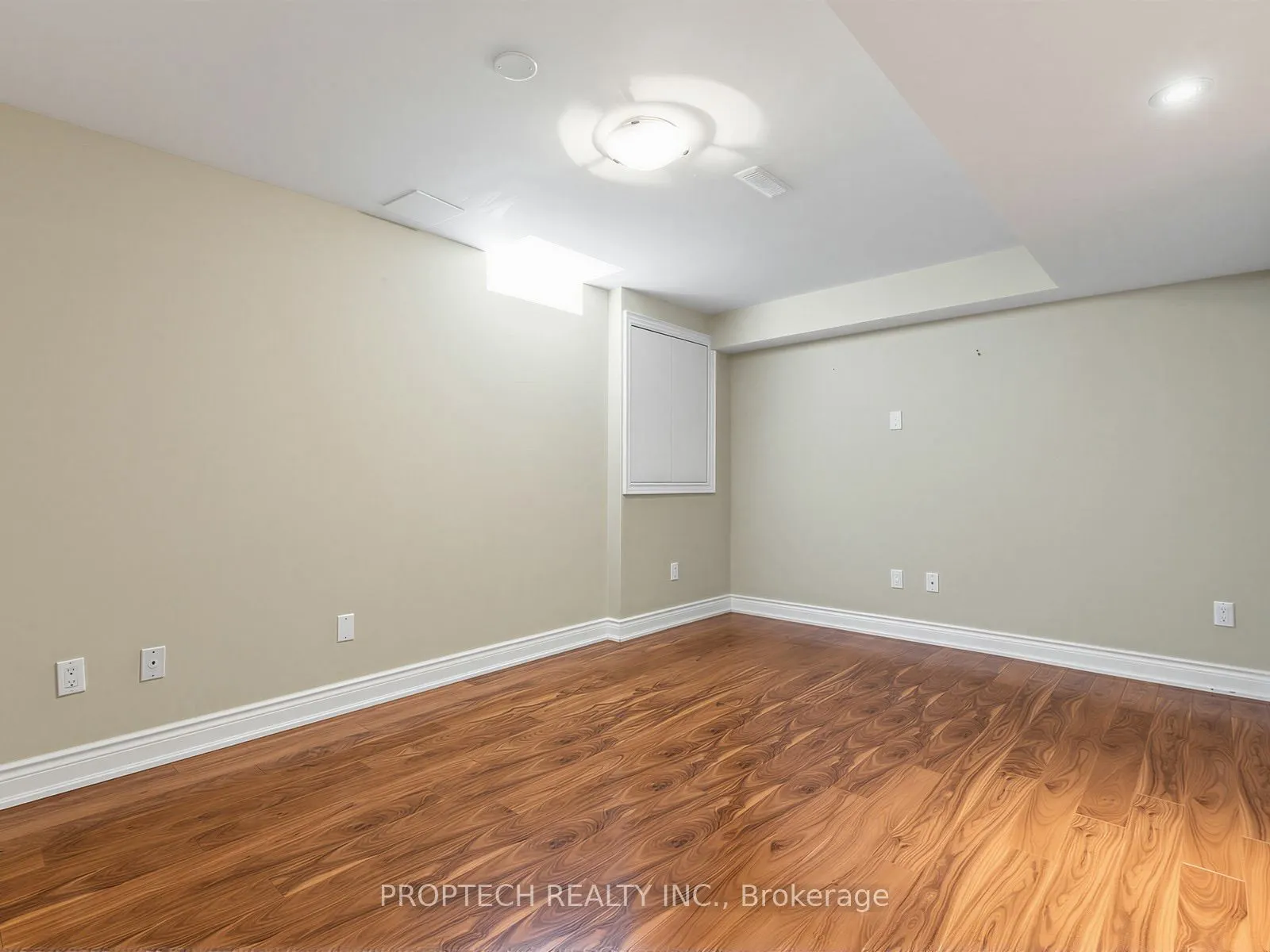 47 Topham Crescent