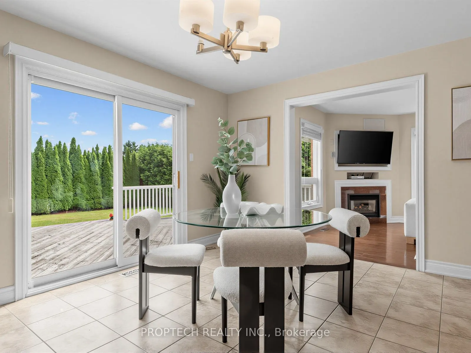 47 Topham Crescent