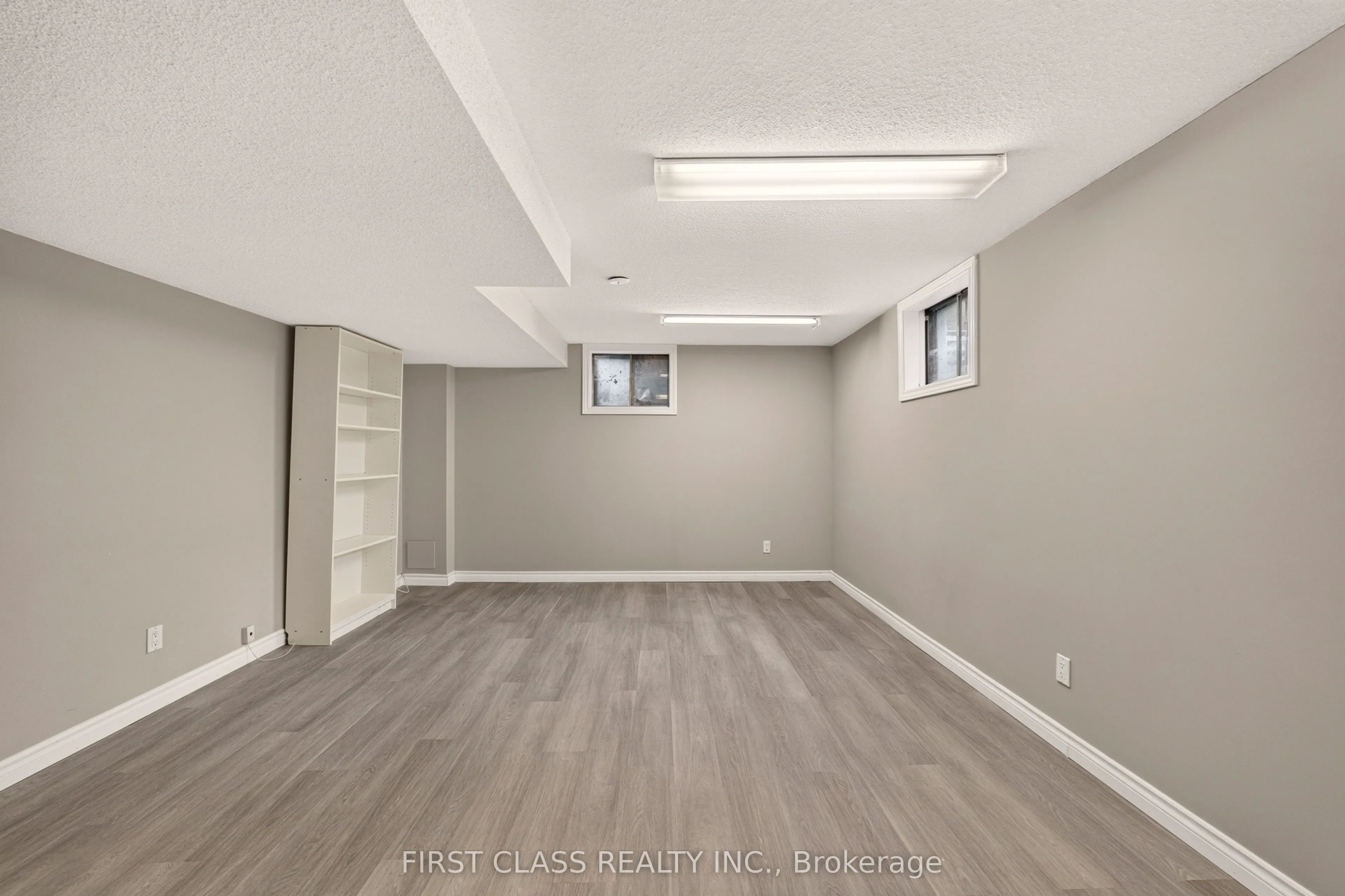 30 Ritter Crescent