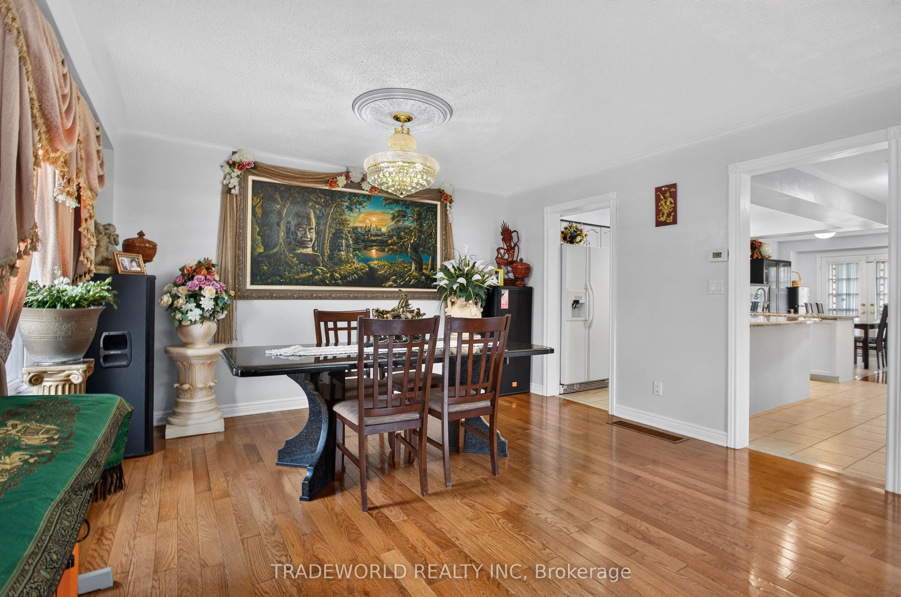 68 Grand Valley Boulevard
