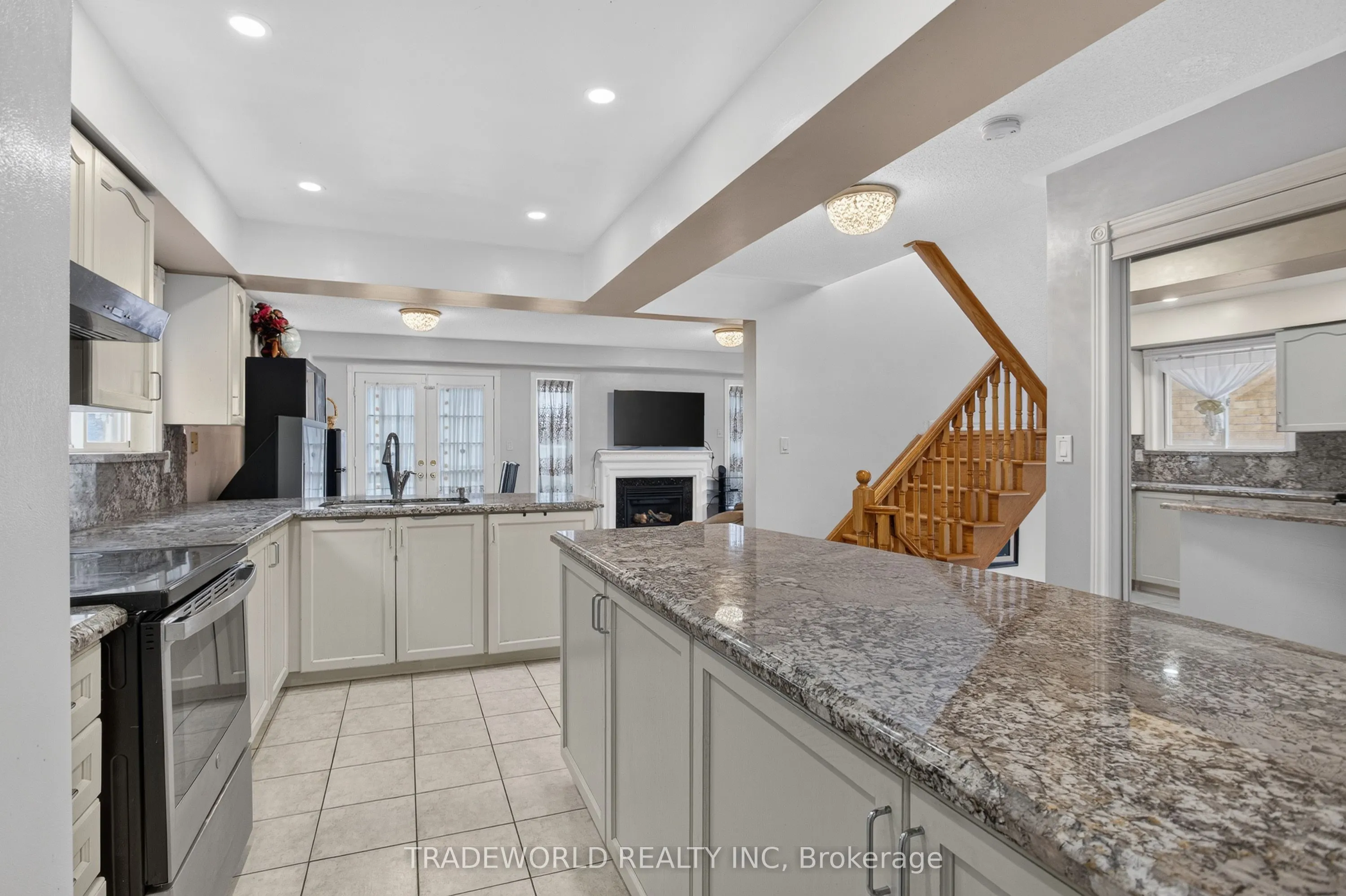 68 Grand Valley Boulevard