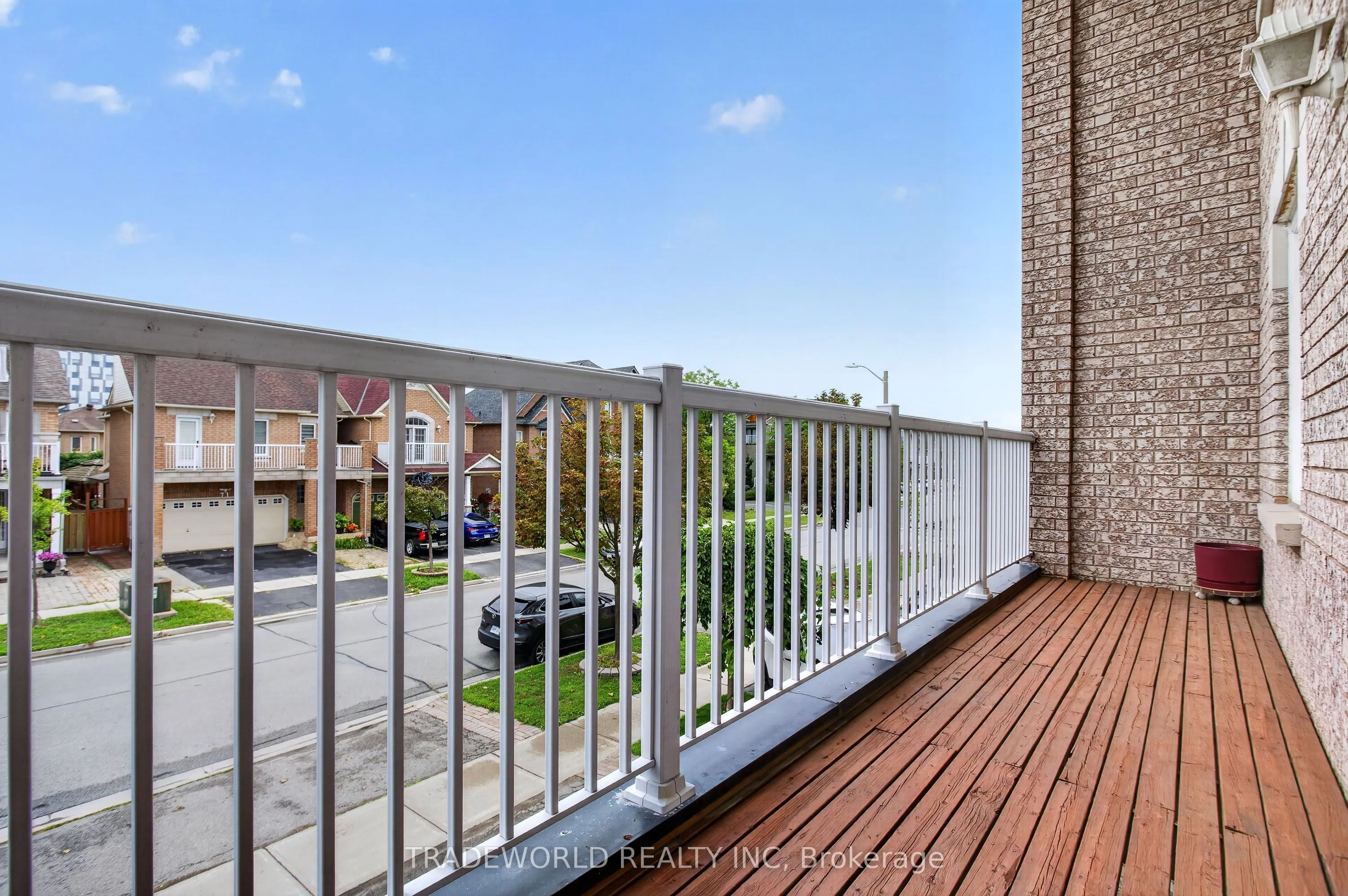 68 Grand Valley Boulevard