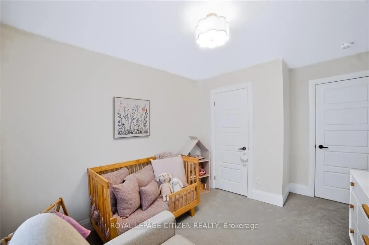 243 Ferragine Crescent