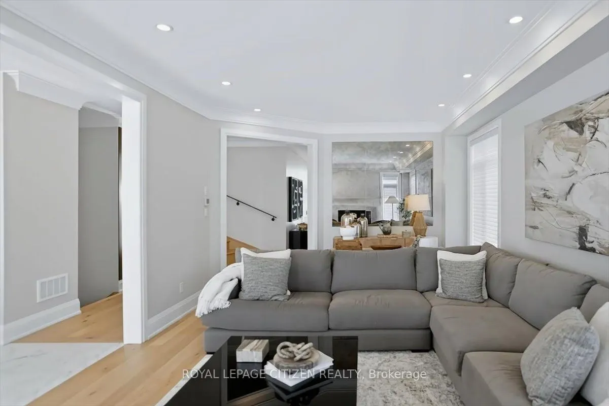 243 Ferragine Crescent