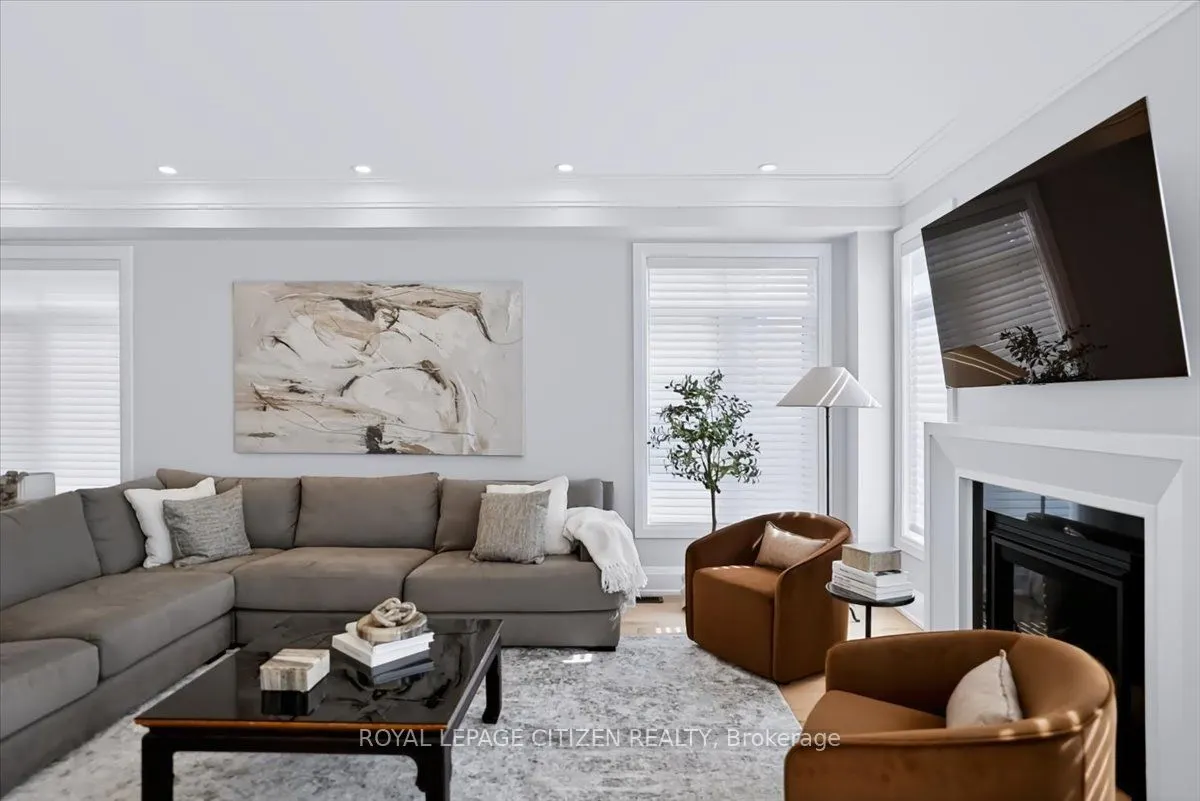 243 Ferragine Crescent