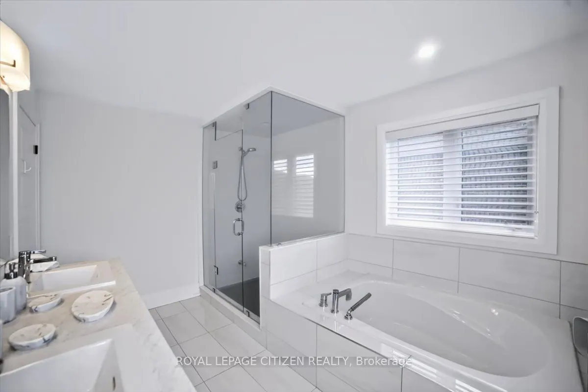 243 Ferragine Crescent