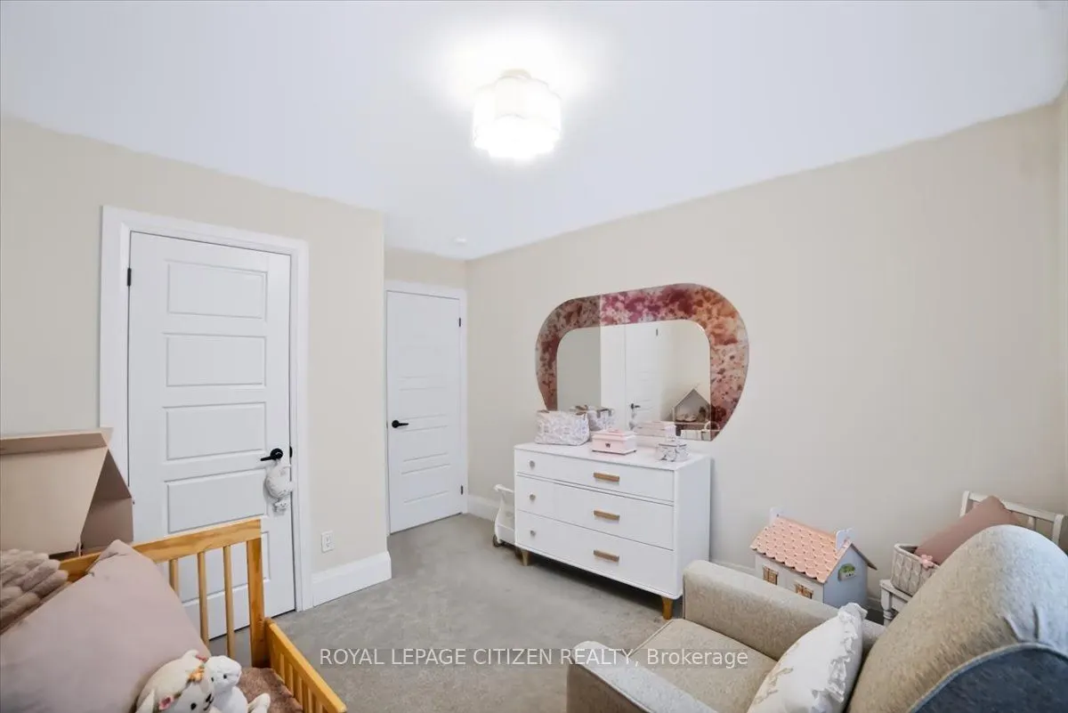 243 Ferragine Crescent