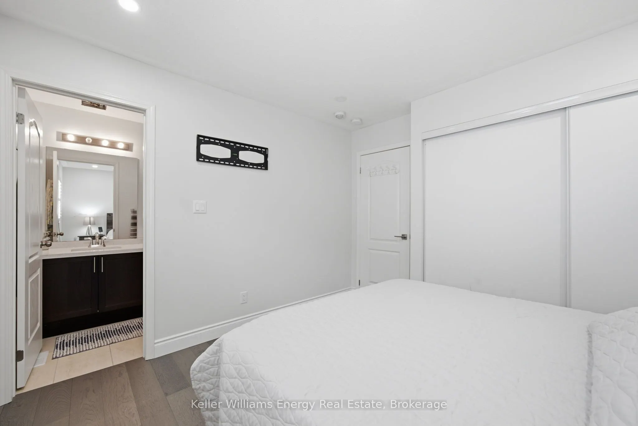 26 Sunderland Meadows Drive