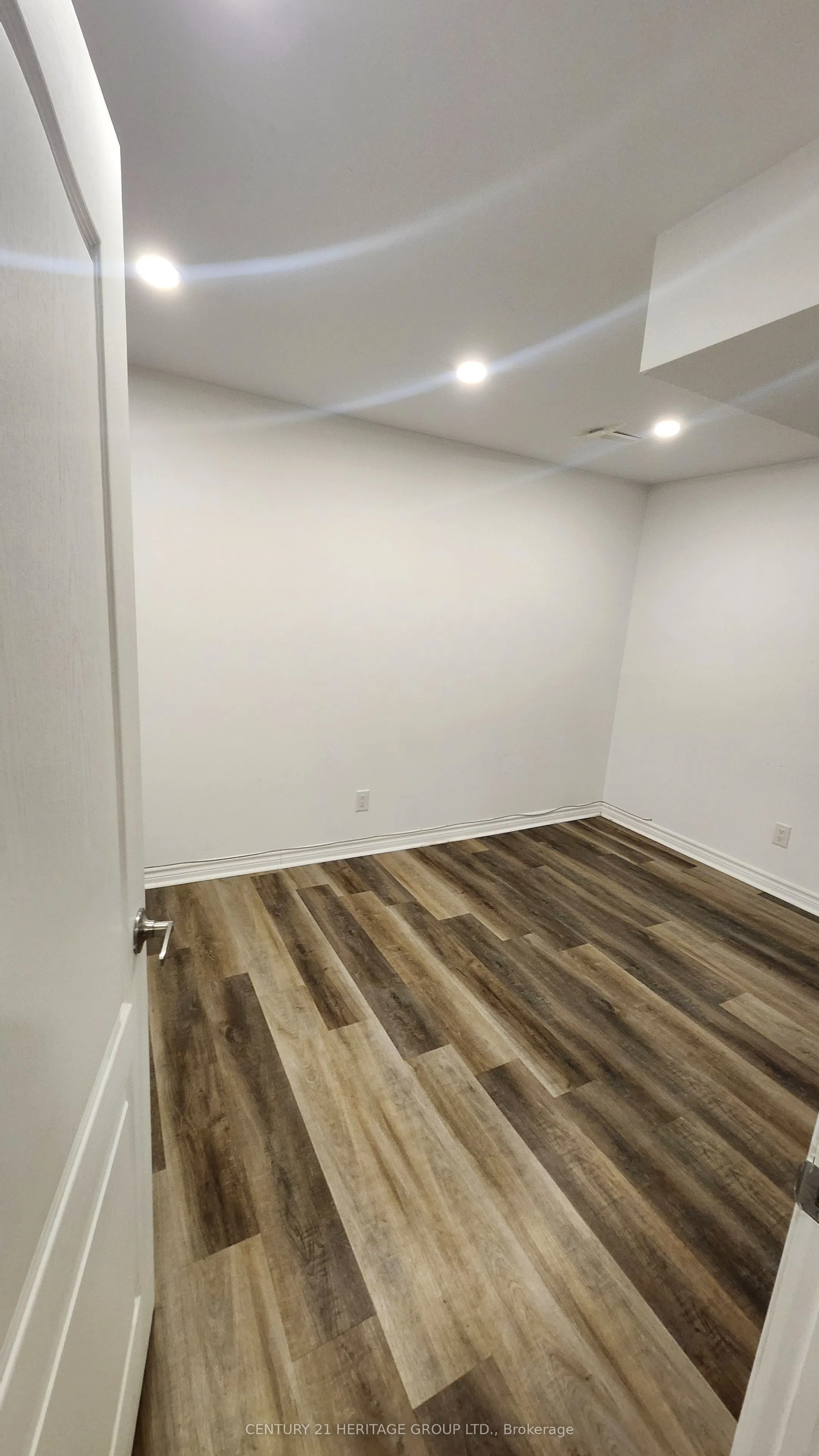 116 Marbella Road #Lower