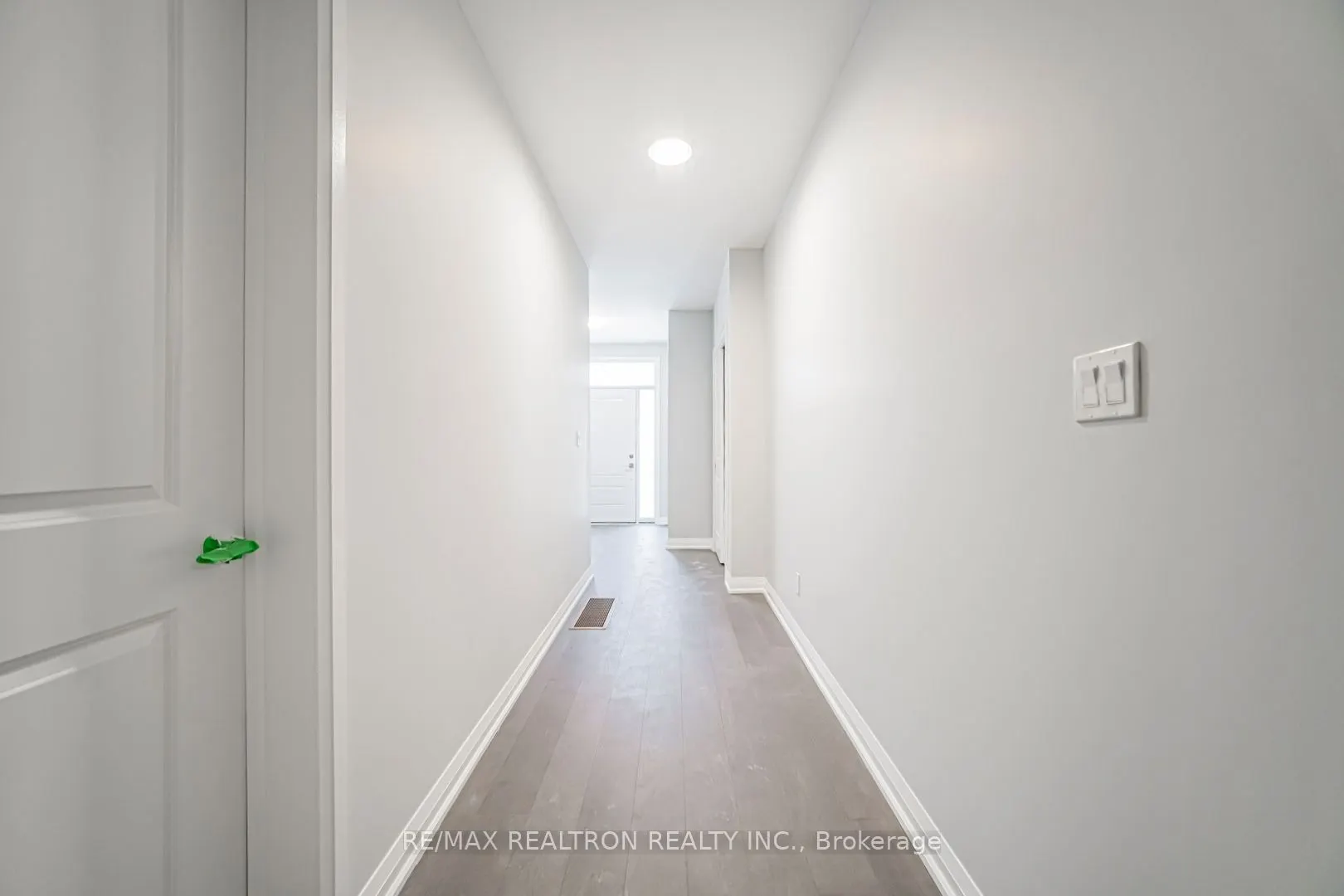 260 Eagle Street #22