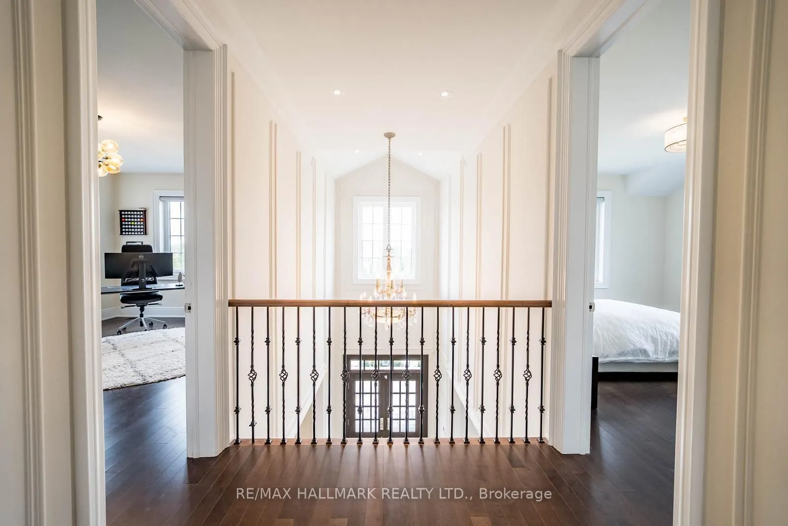 37 Country Club Crescent