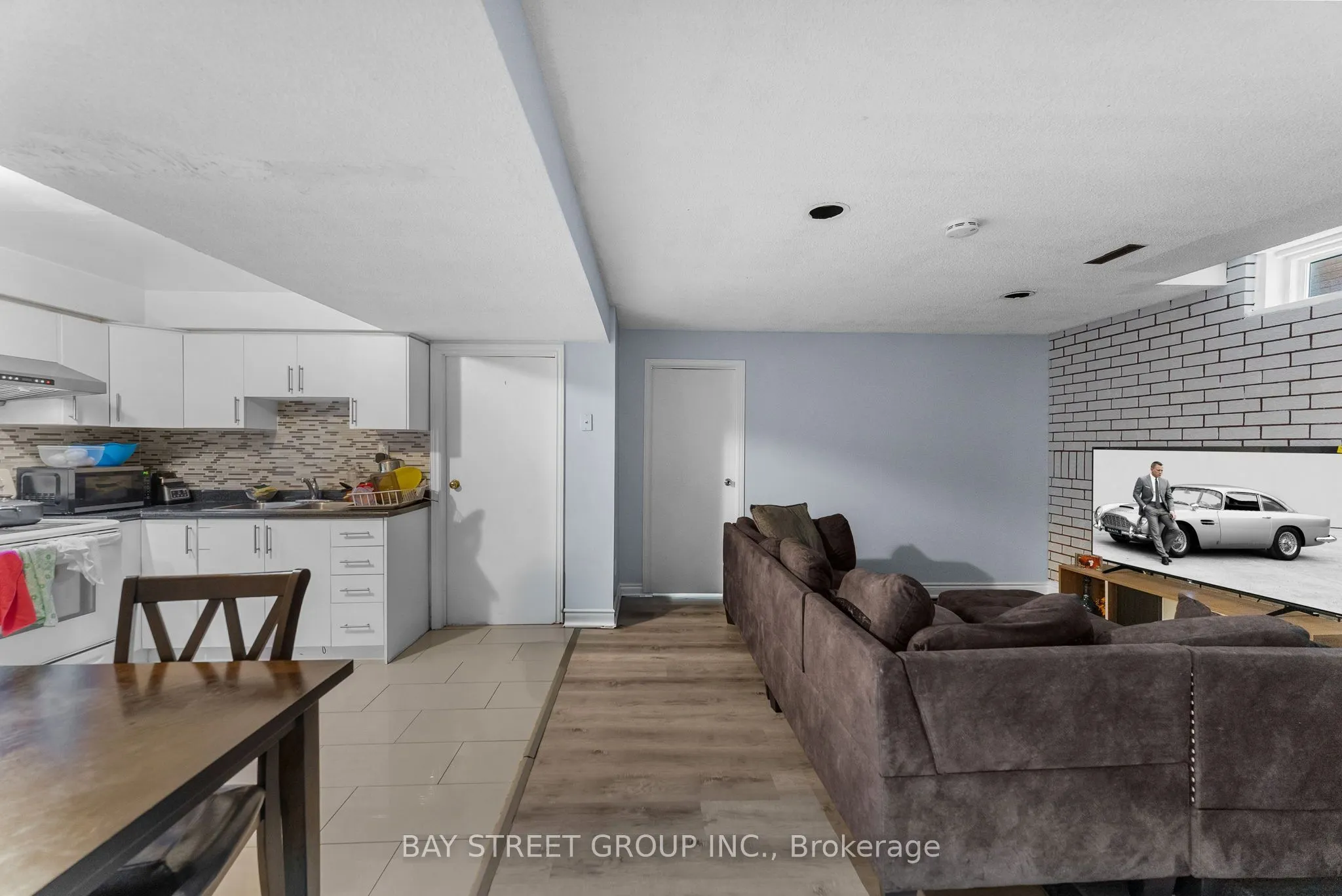 34 Lamp Crescent