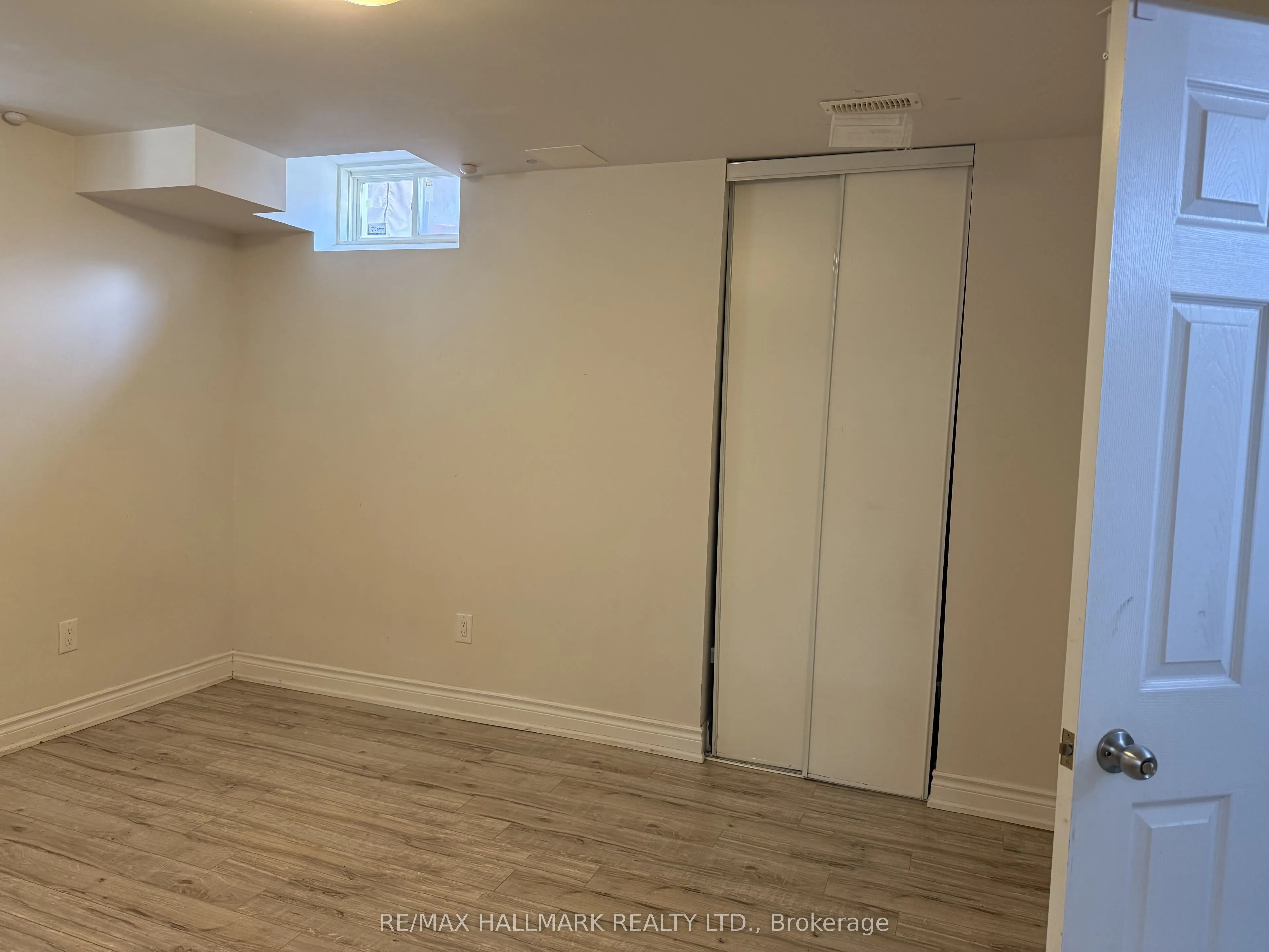 90 Black Maple Crescent