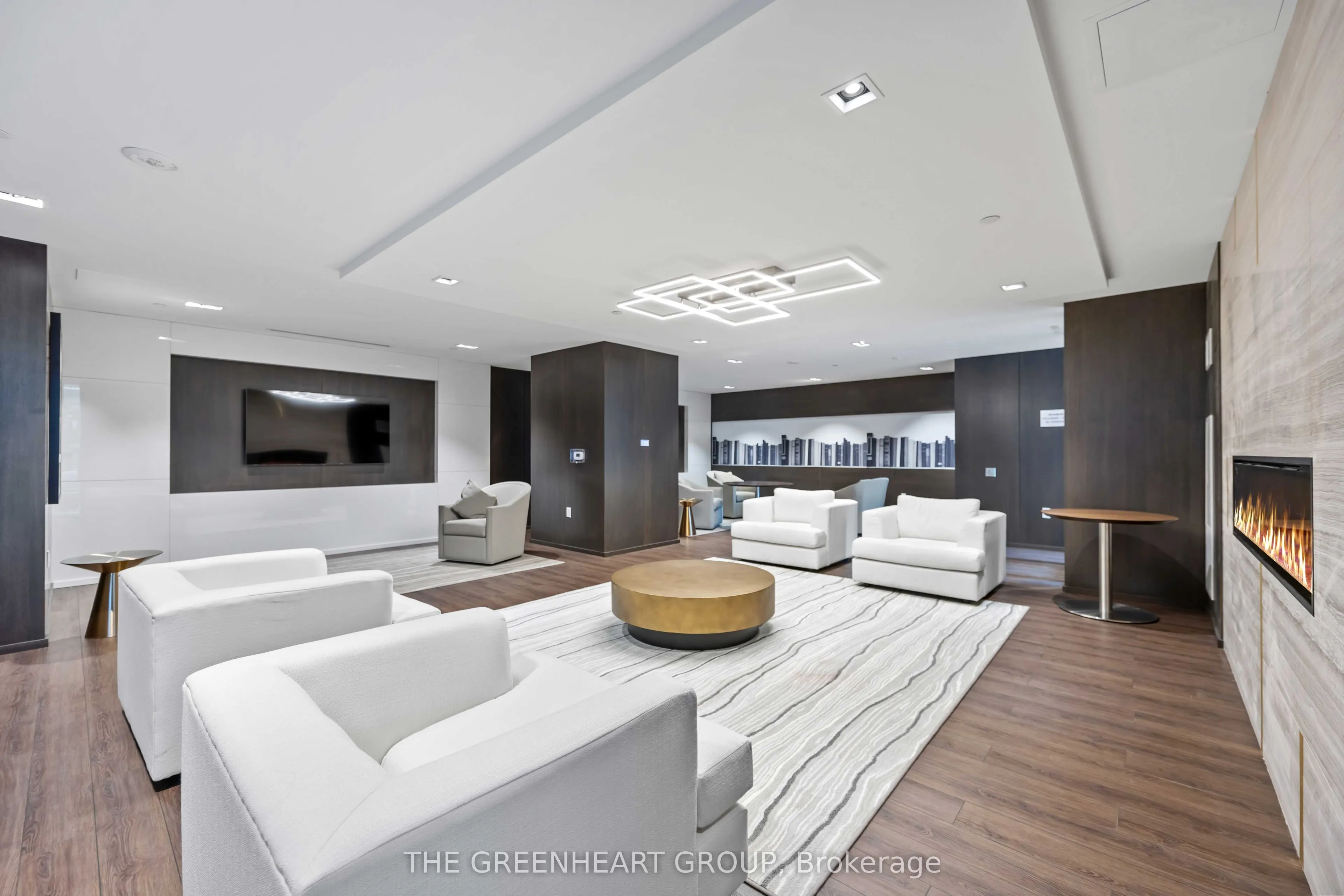 9000 Jane Street #503