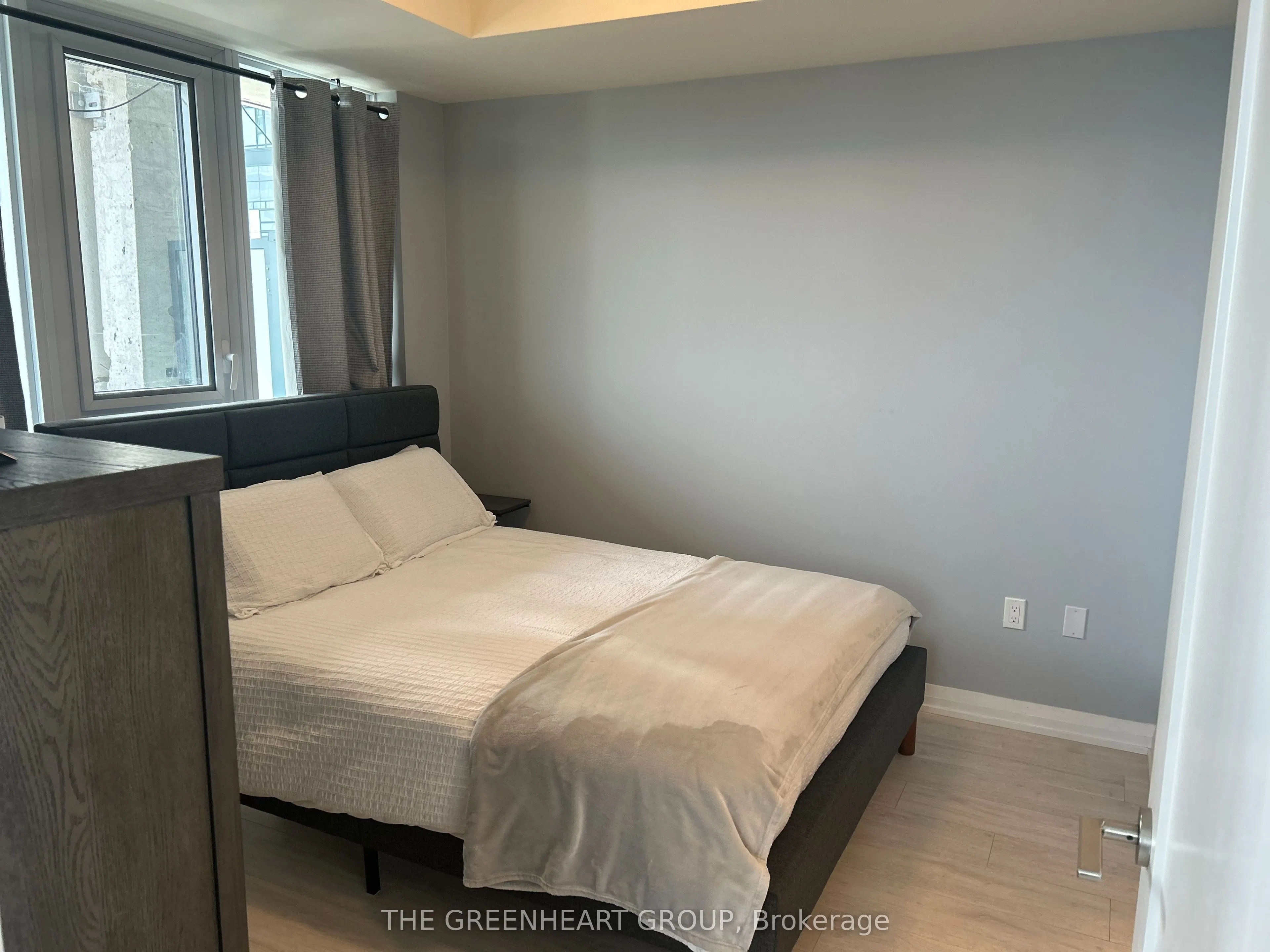9000 Jane Street #503