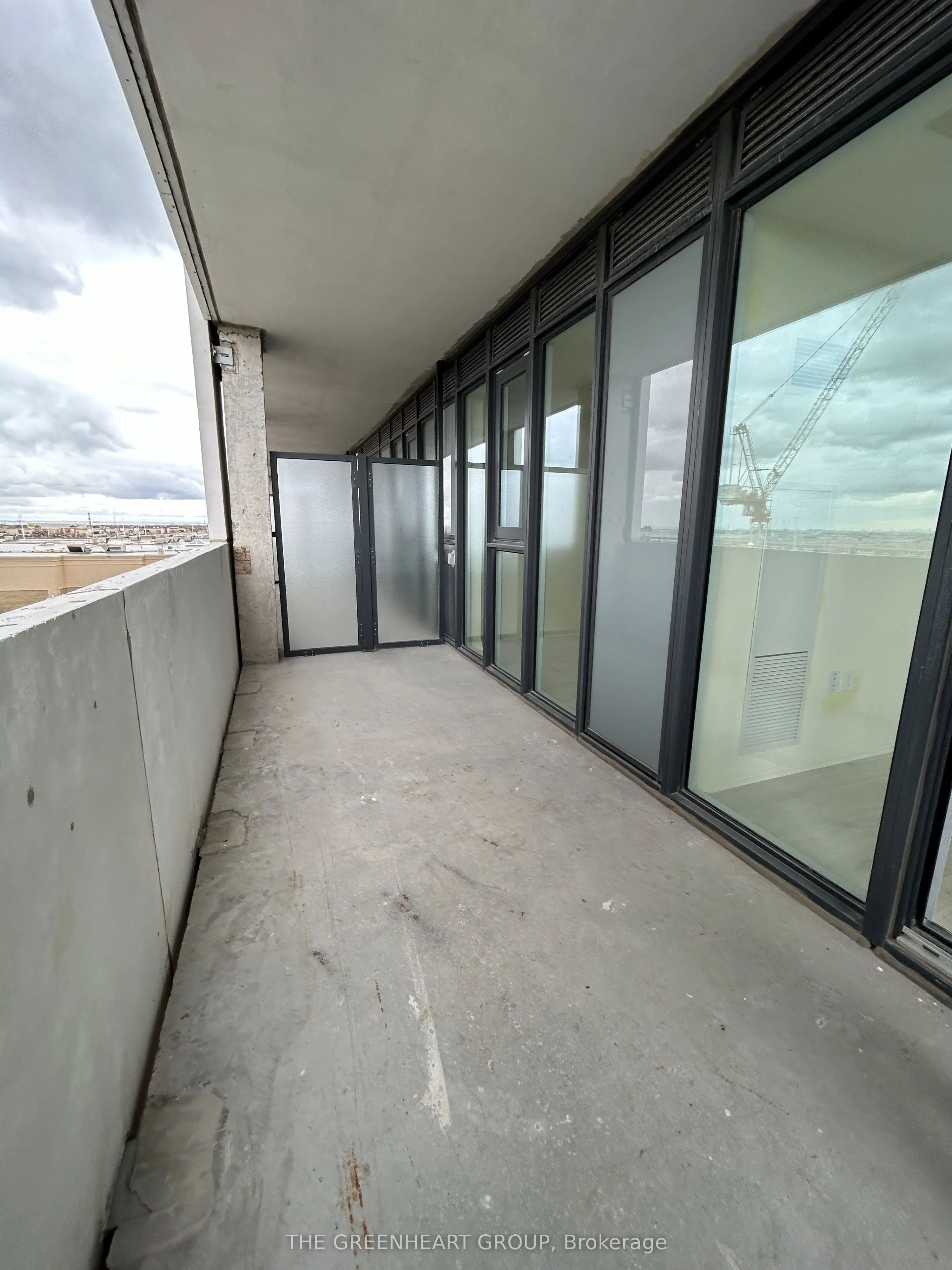 9000 Jane Street #503