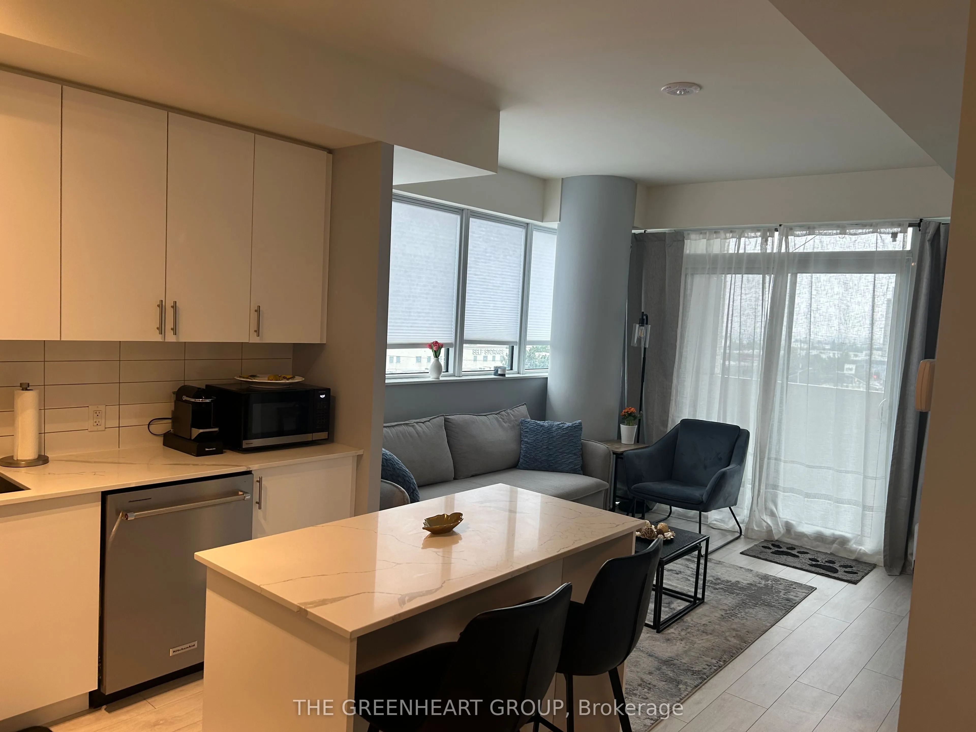 9000 Jane Street #503