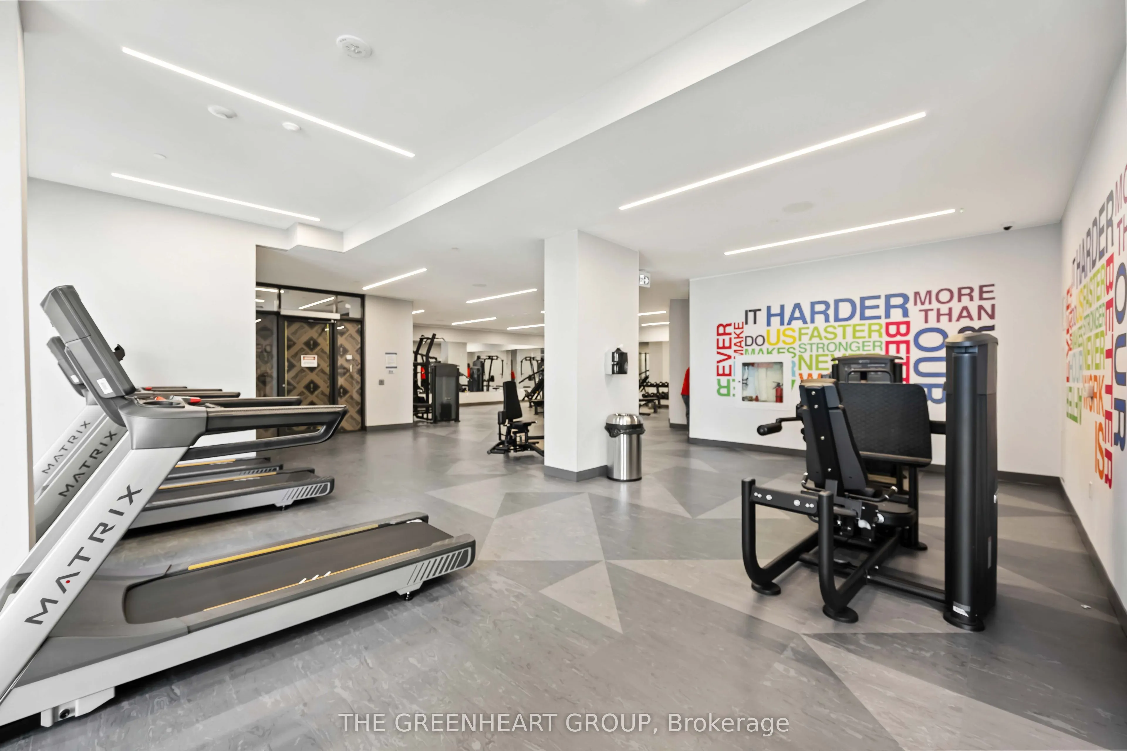 9000 Jane Street #503