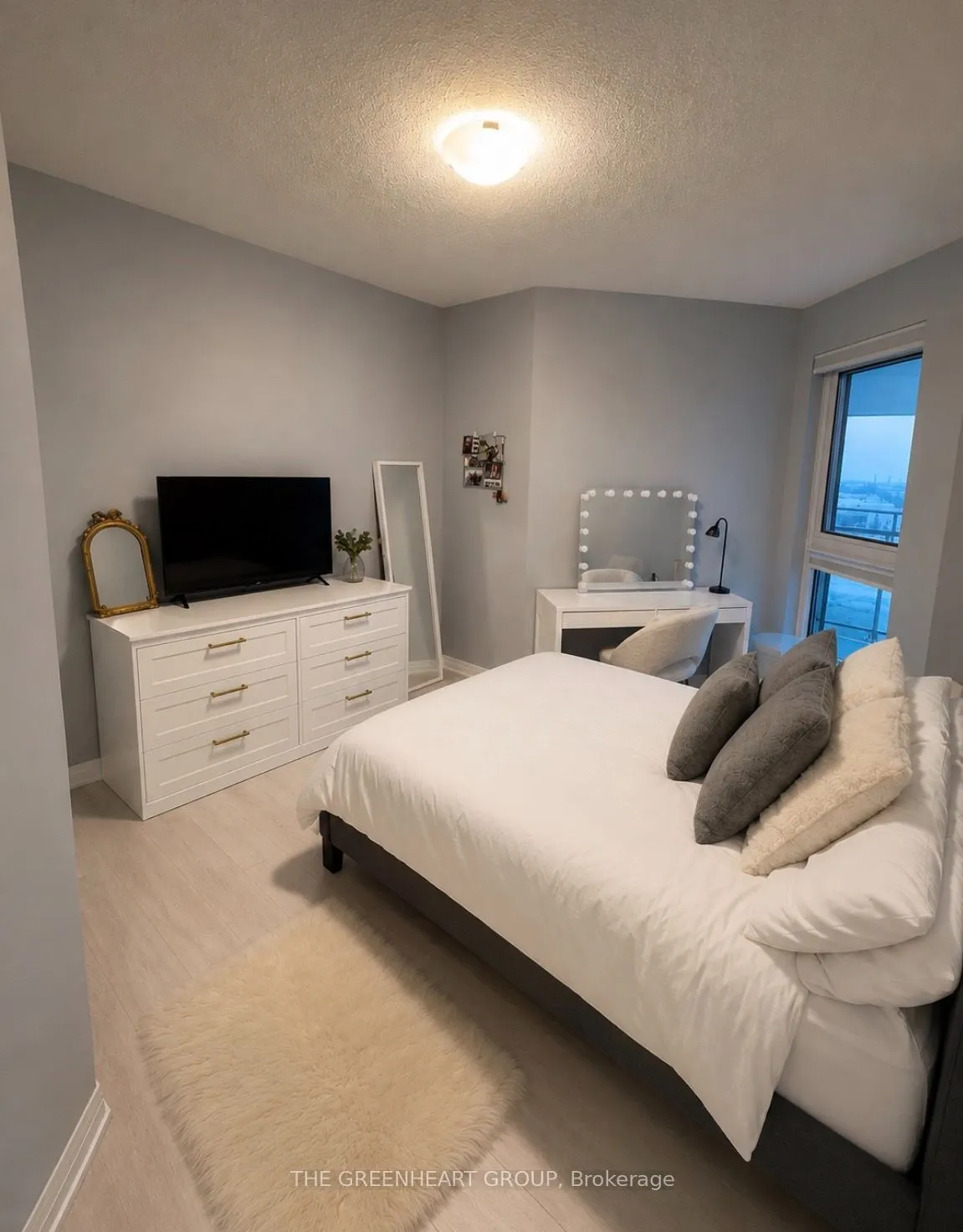 9000 Jane Street #503
