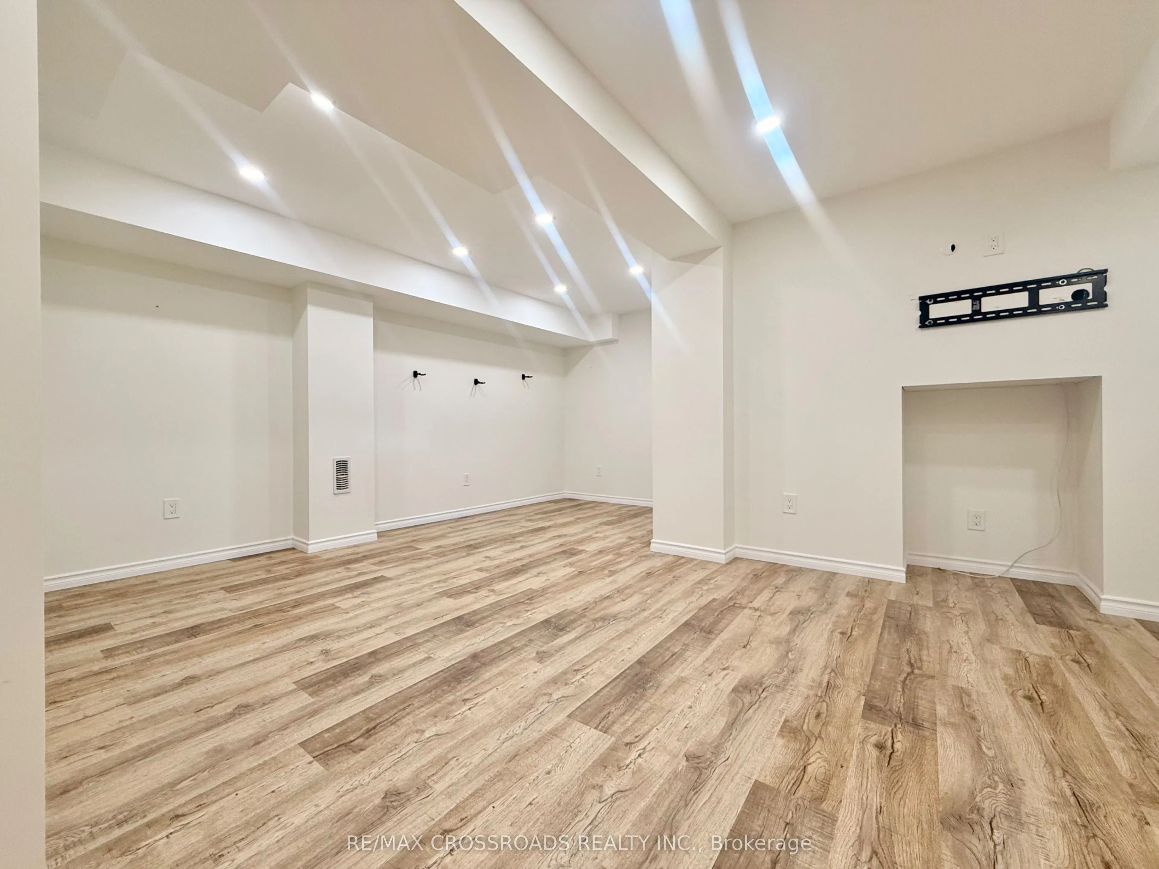 347 Luck Court