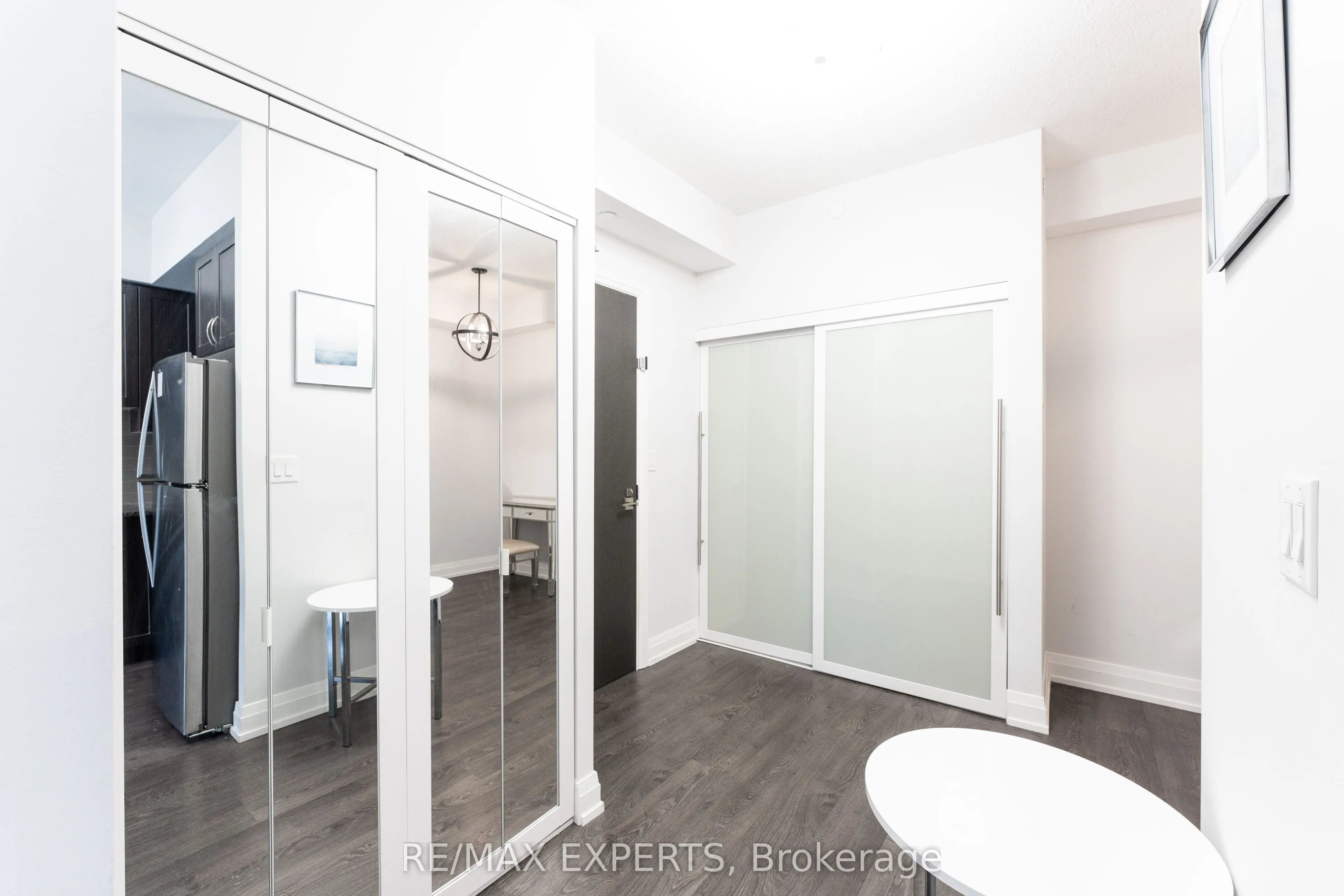 3700 HIGHWAY 7 #401