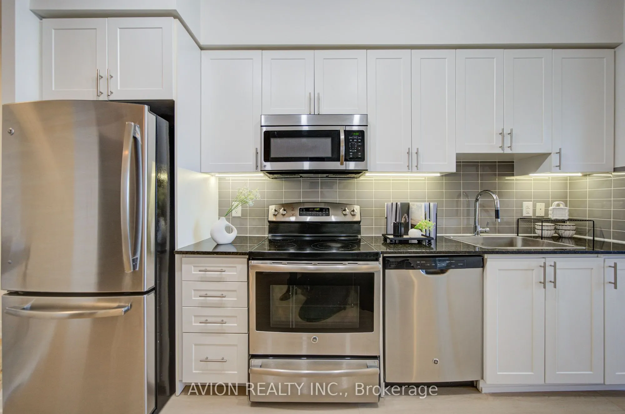 7171 Yonge Street #2409
