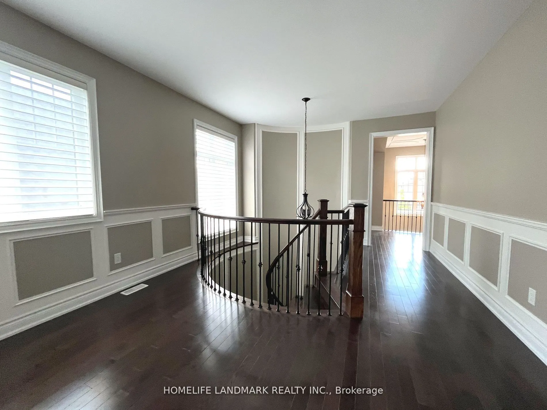 39 Larkin Avenue