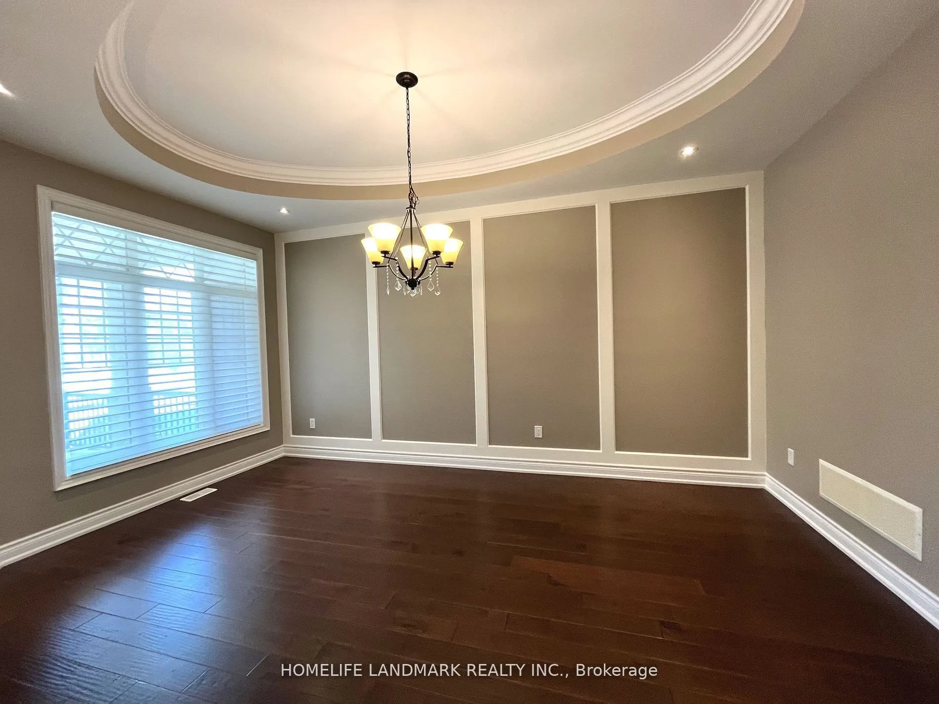 39 Larkin Avenue