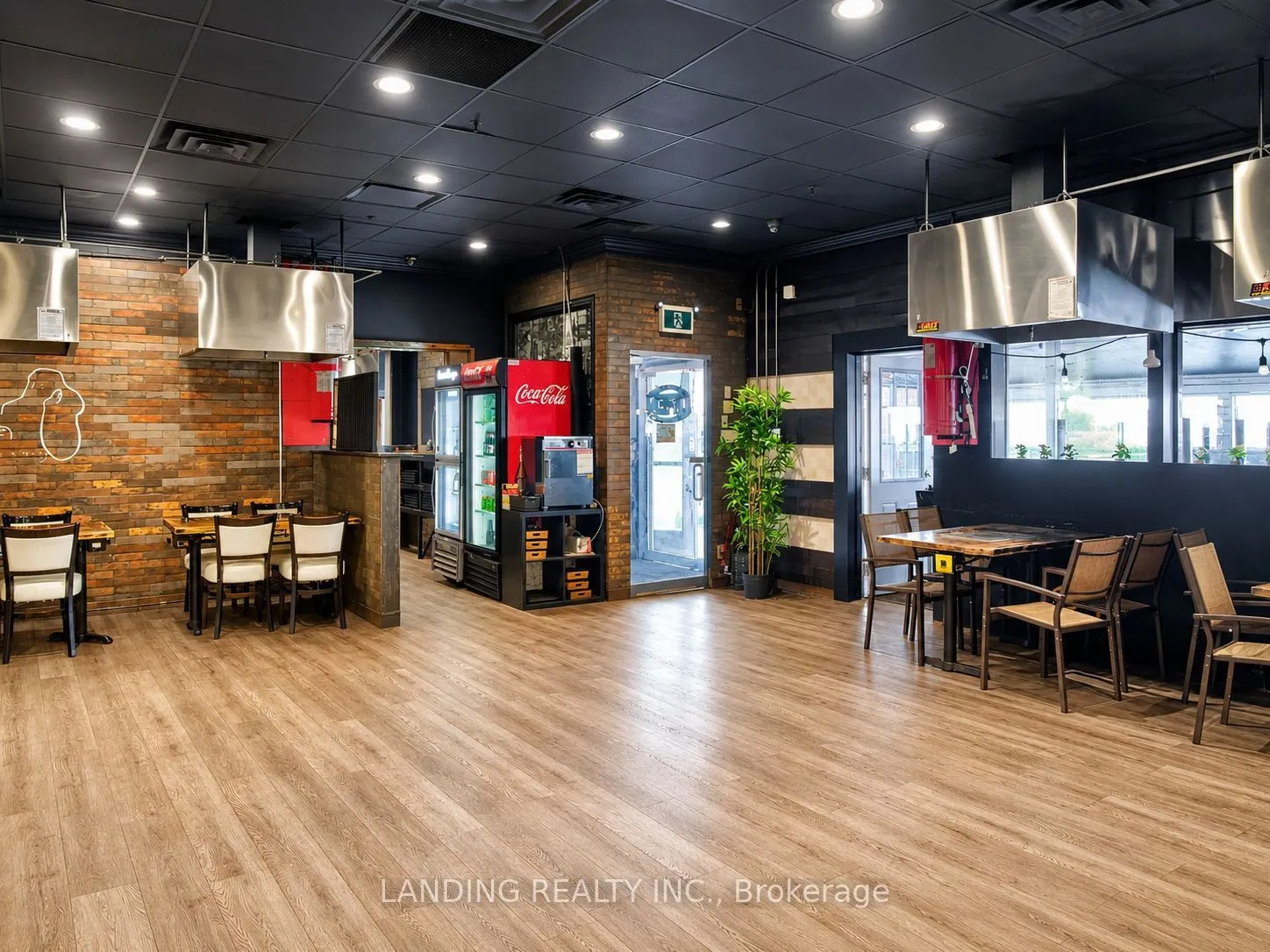 100 Steeles Avenue W #2A