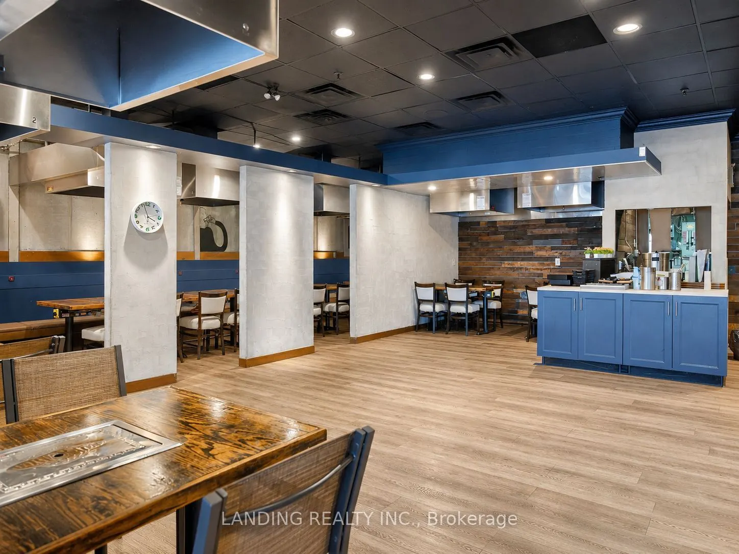 100 Steeles Avenue W #2A