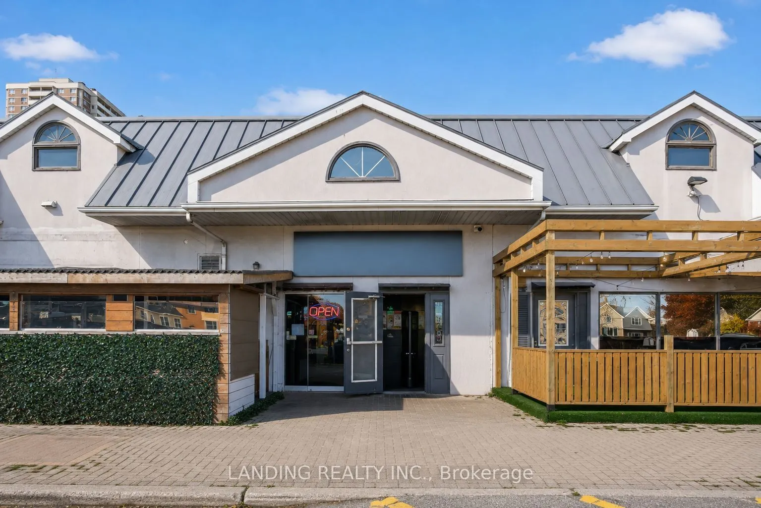 100 Steeles Avenue W #2A